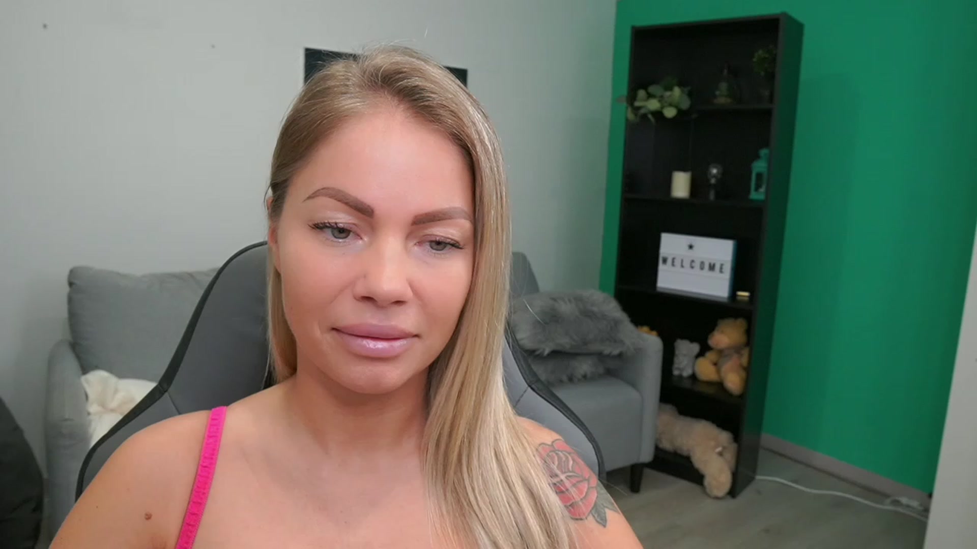 Gallery image thumbnail from MissySlapalot's myfreecams stream on, 02/01/2023, 10:30 image 7 of 20