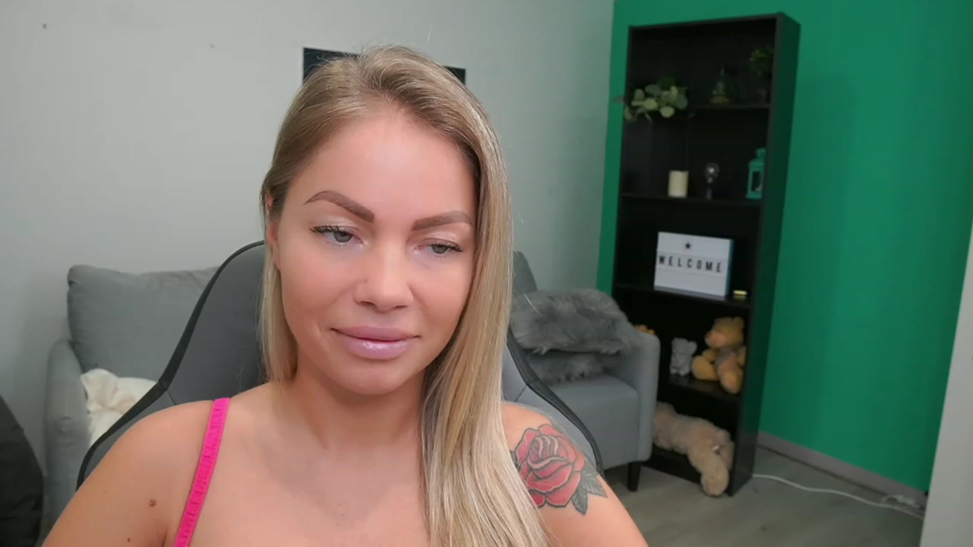 Gallery image thumbnail from MissySlapalot's myfreecams stream on, 02/01/2023, 10:30 image 6 of 20