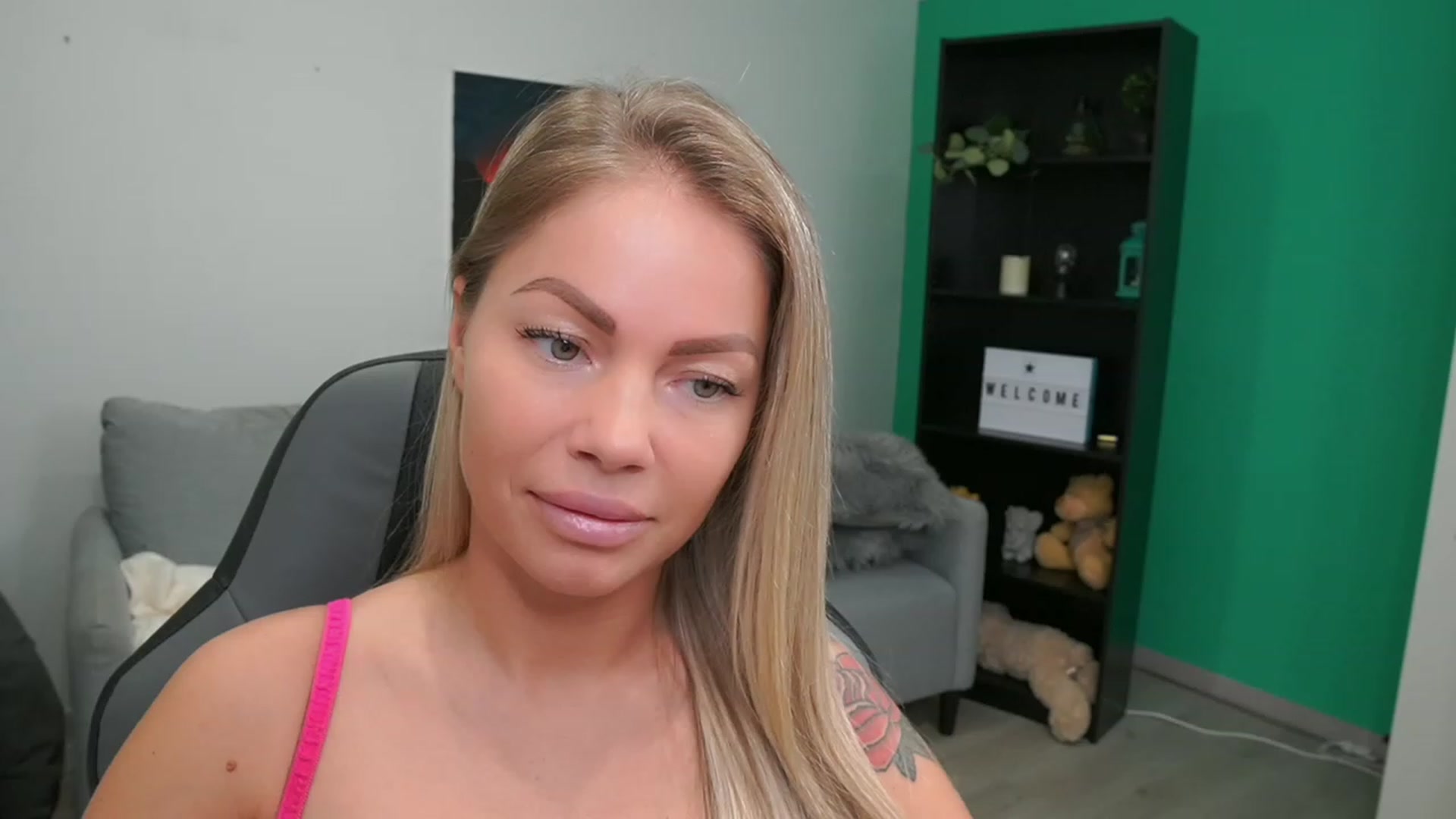 Gallery image thumbnail from MissySlapalot's myfreecams stream on, 02/01/2023, 10:30 image 5 of 20