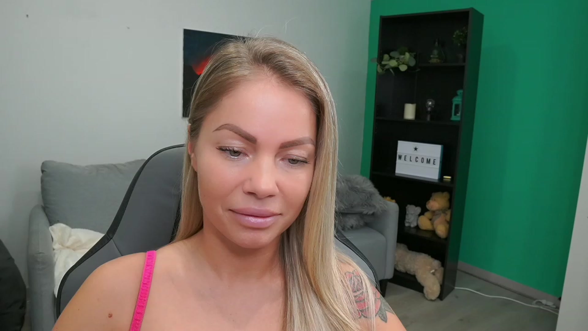 Gallery image thumbnail from MissySlapalot's myfreecams stream on, 02/01/2023, 10:30 image 15 of 20