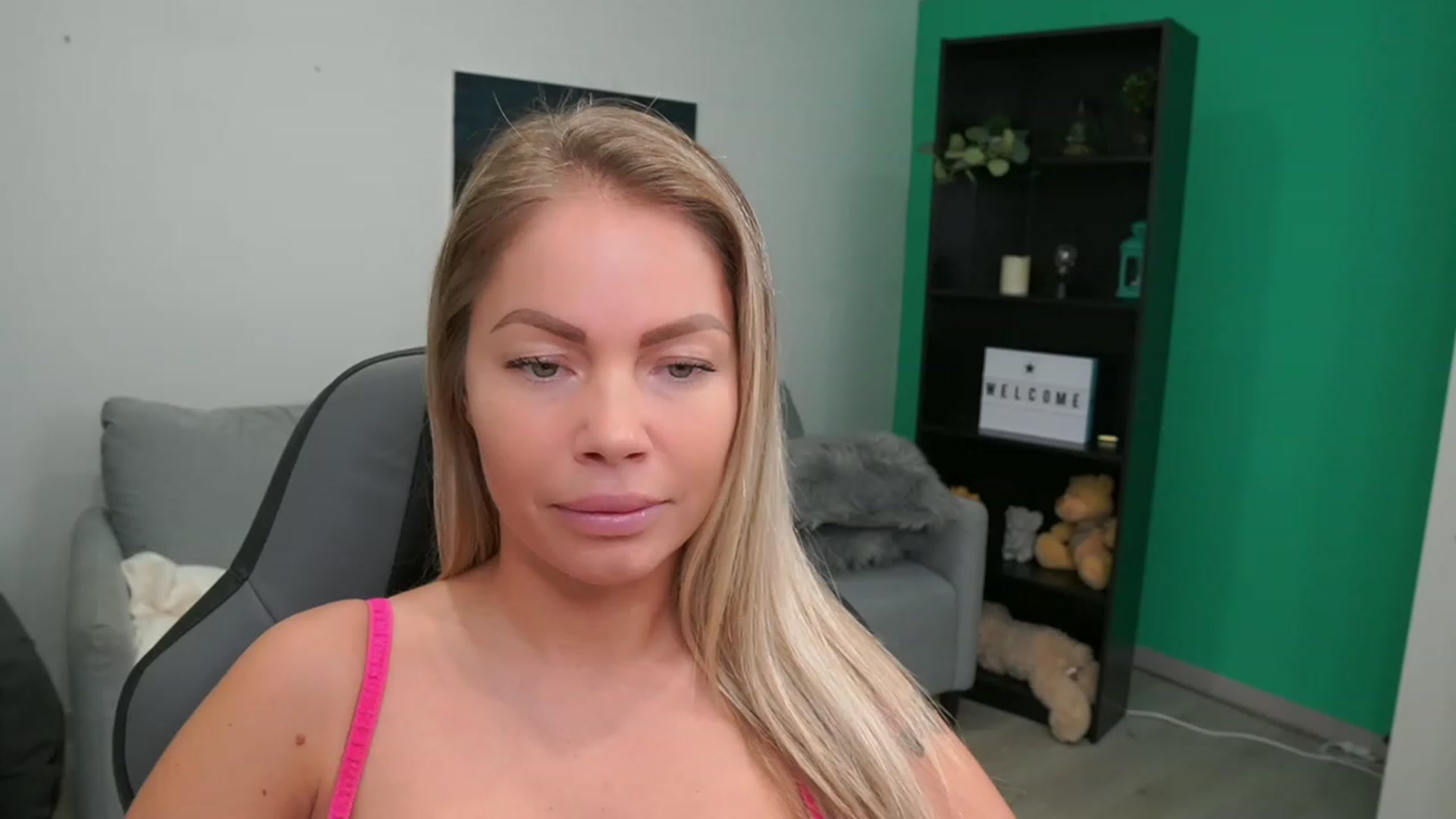 Gallery image thumbnail from MissySlapalot's myfreecams stream on, 02/01/2023, 11:16 image 11 of 20