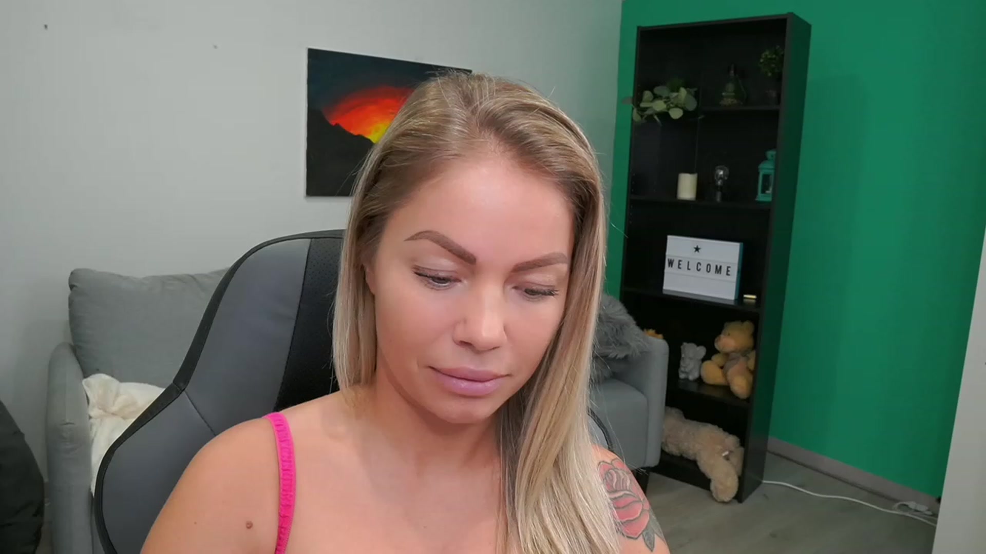 Gallery image thumbnail from MissySlapalot's myfreecams stream on, 02/01/2023, 11:16 image 1 of 20