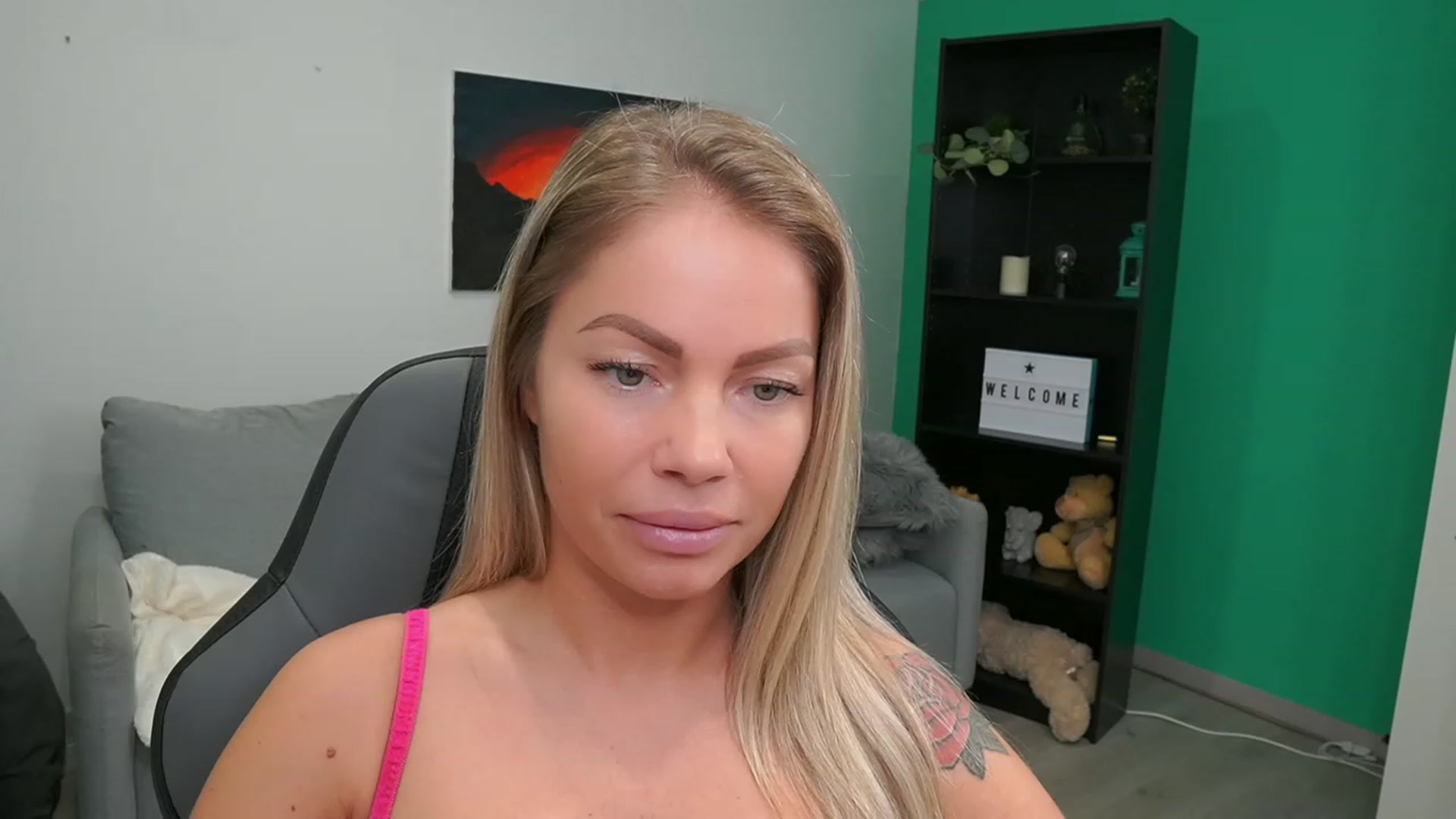 Gallery image thumbnail from MissySlapalot's myfreecams stream on, 02/01/2023, 11:16 image 5 of 20