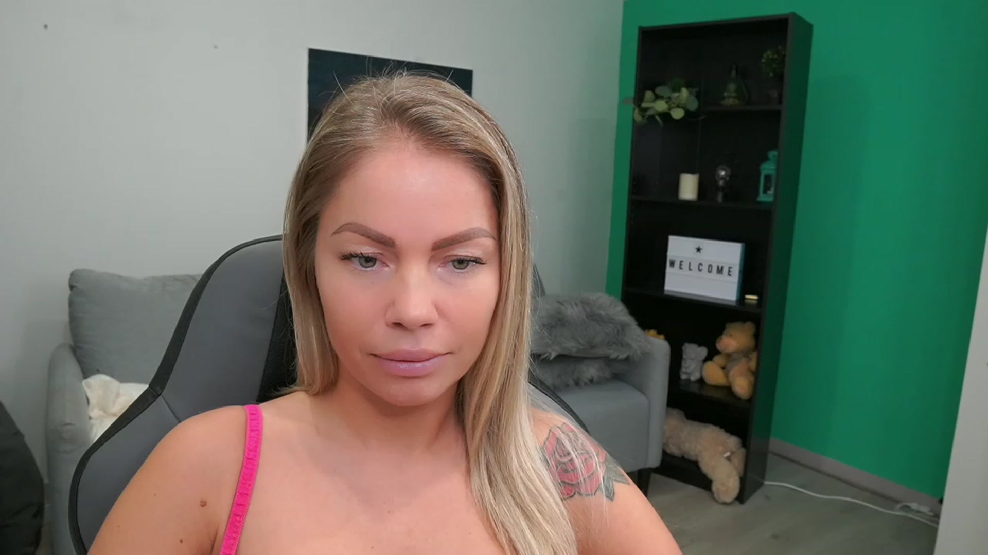 Gallery image thumbnail from MissySlapalot's myfreecams stream on, 02/01/2023, 11:16 image 12 of 20