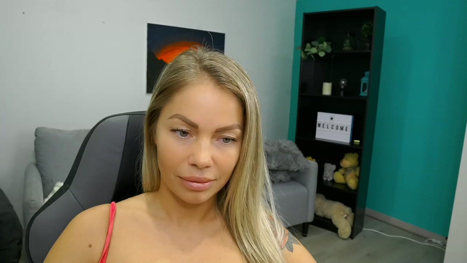 Gallery image thumbnail from MissySlapalot's myfreecams stream on, 02/01/2023, 17:49 image 8 of 20
