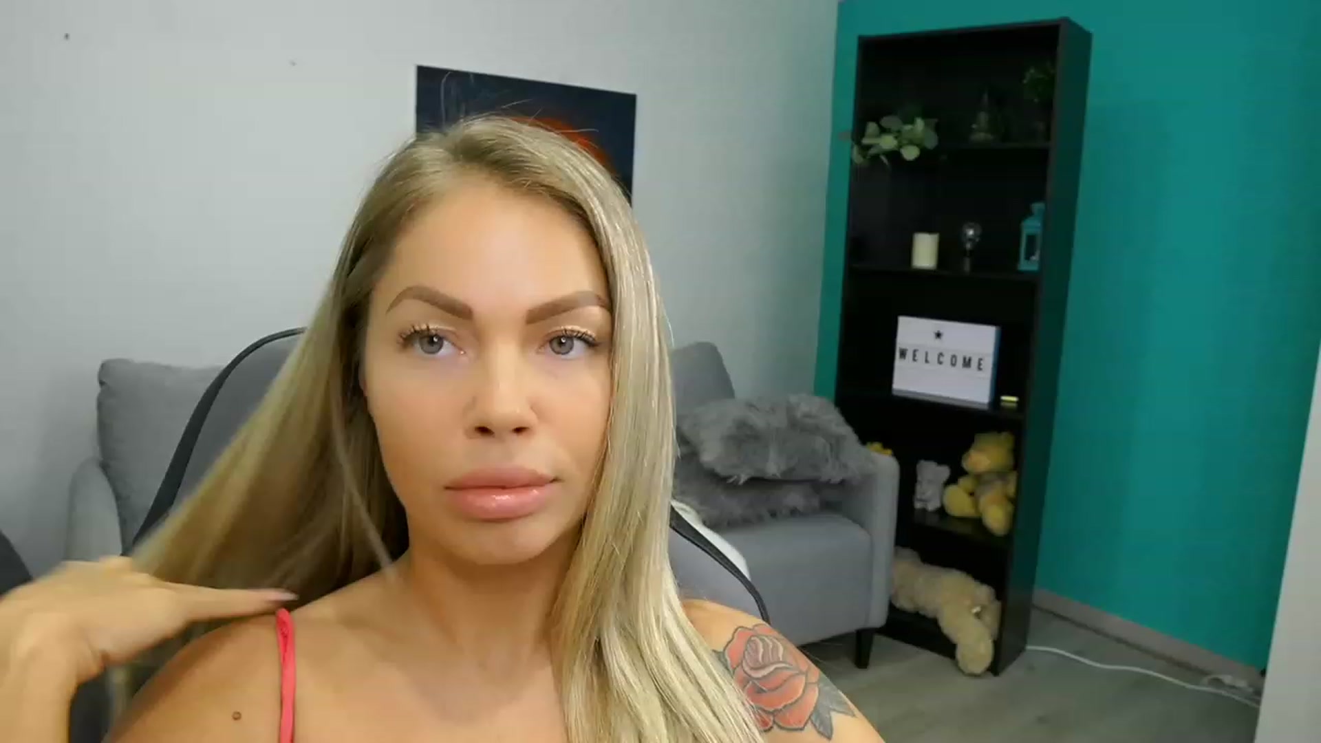 Gallery image thumbnail from MissySlapalot's myfreecams stream on, 02/01/2023, 17:49 image 17 of 20
