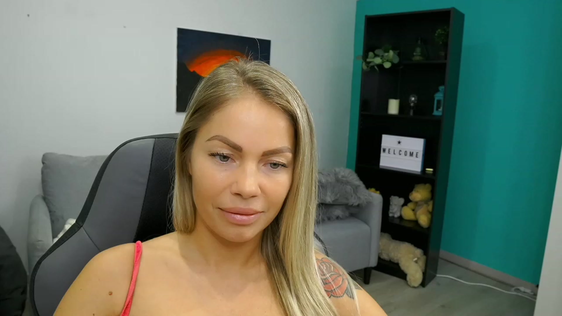 Gallery image thumbnail from MissySlapalot's myfreecams stream on, 02/01/2023, 17:49 image 10 of 20