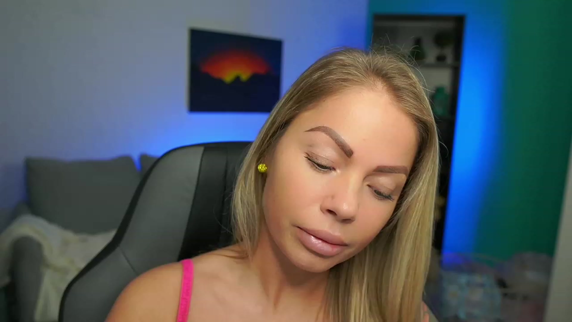 Gallery image thumbnail from MissySlapalot's myfreecams stream on, 02/06/2023, 11:32 image 7 of 20