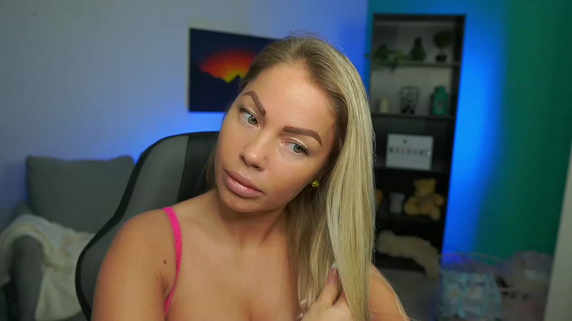 Gallery image thumbnail from MissySlapalot's myfreecams stream on, 02/06/2023, 11:32 image 16 of 20