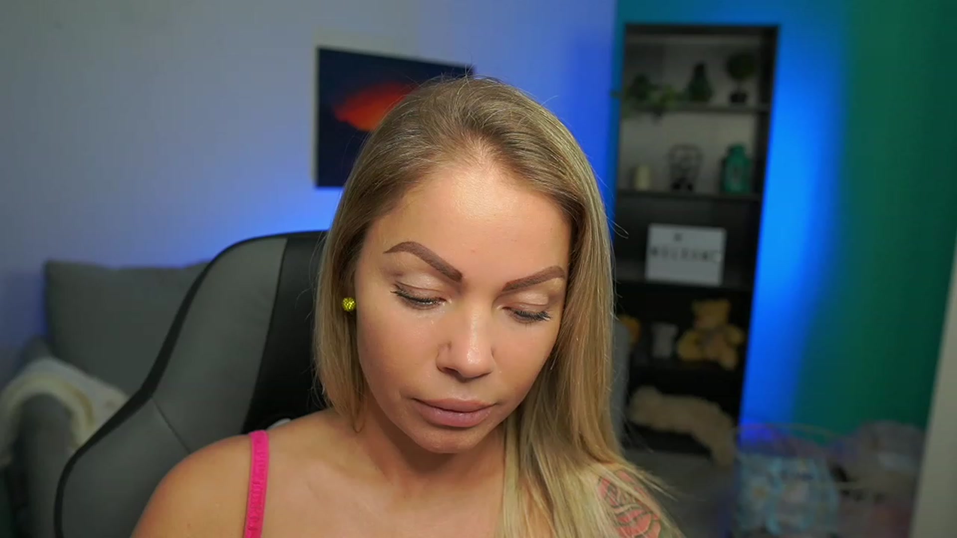 Gallery image thumbnail from MissySlapalot's myfreecams stream on, 02/06/2023, 13:43 image 3 of 20