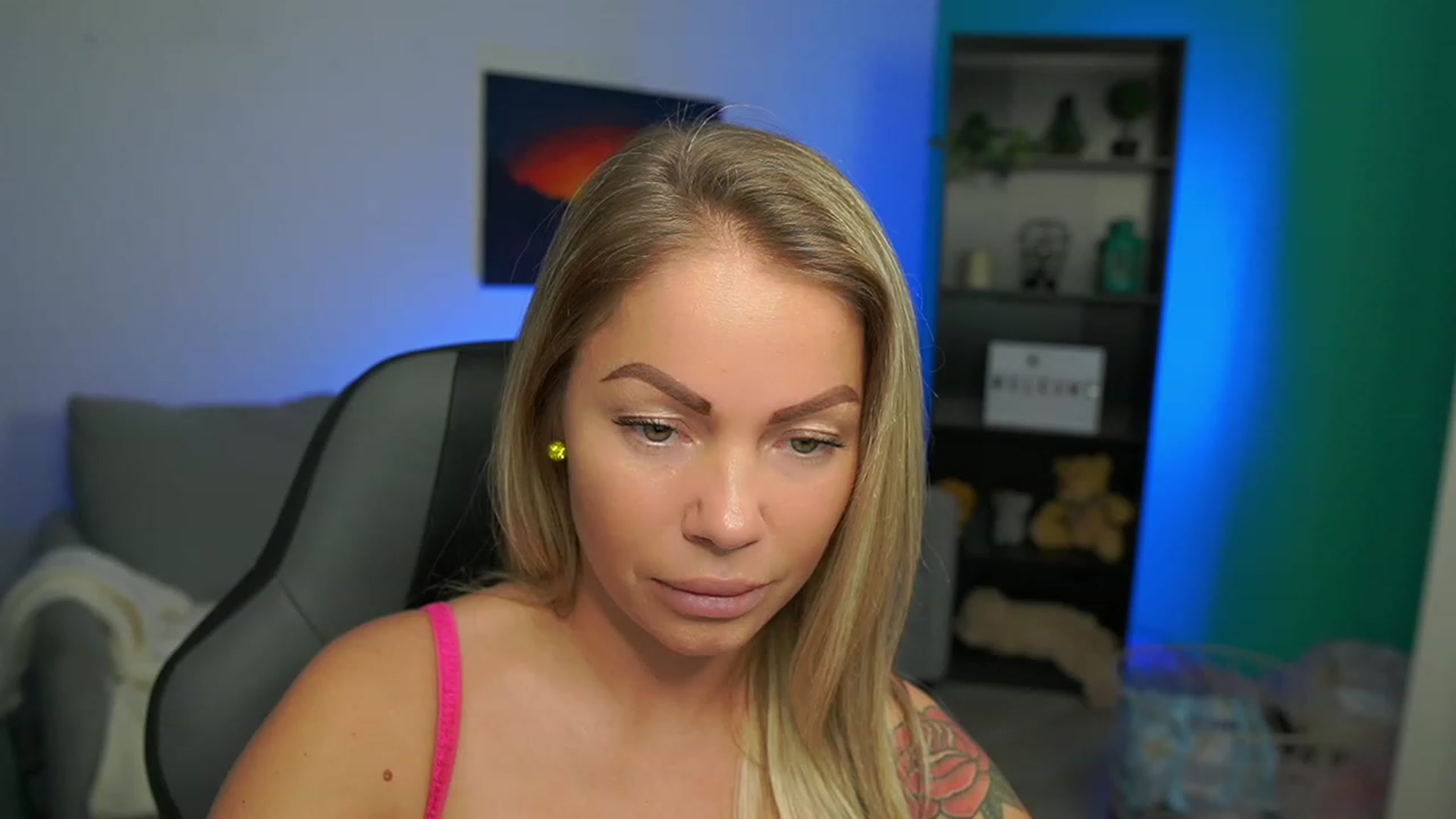Gallery image thumbnail from MissySlapalot's myfreecams stream on, 02/06/2023, 14:23 image 19 of 20