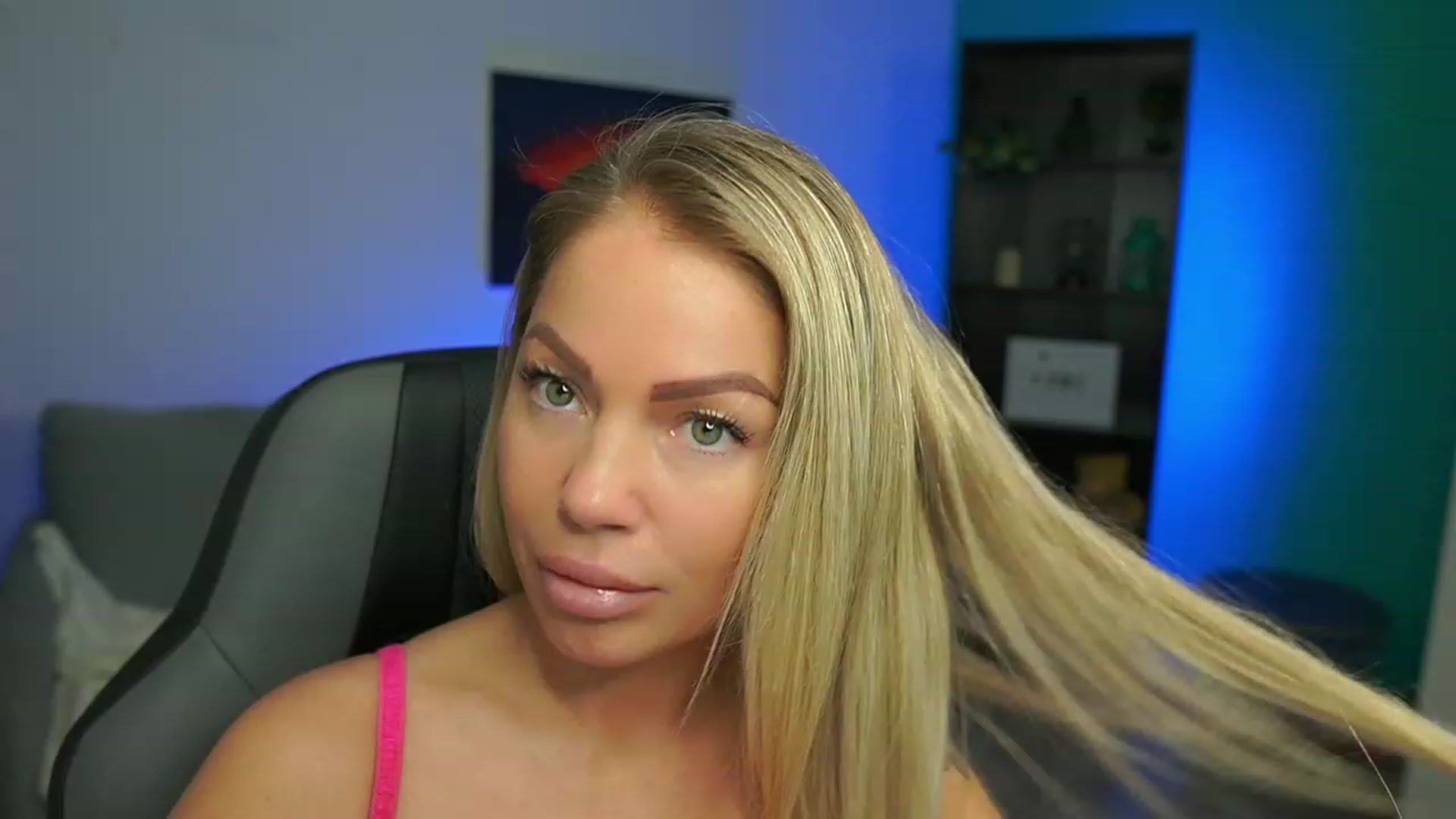 Gallery image thumbnail from MissySlapalot's myfreecams stream on, 02/09/2023, 12:40 image 8 of 20