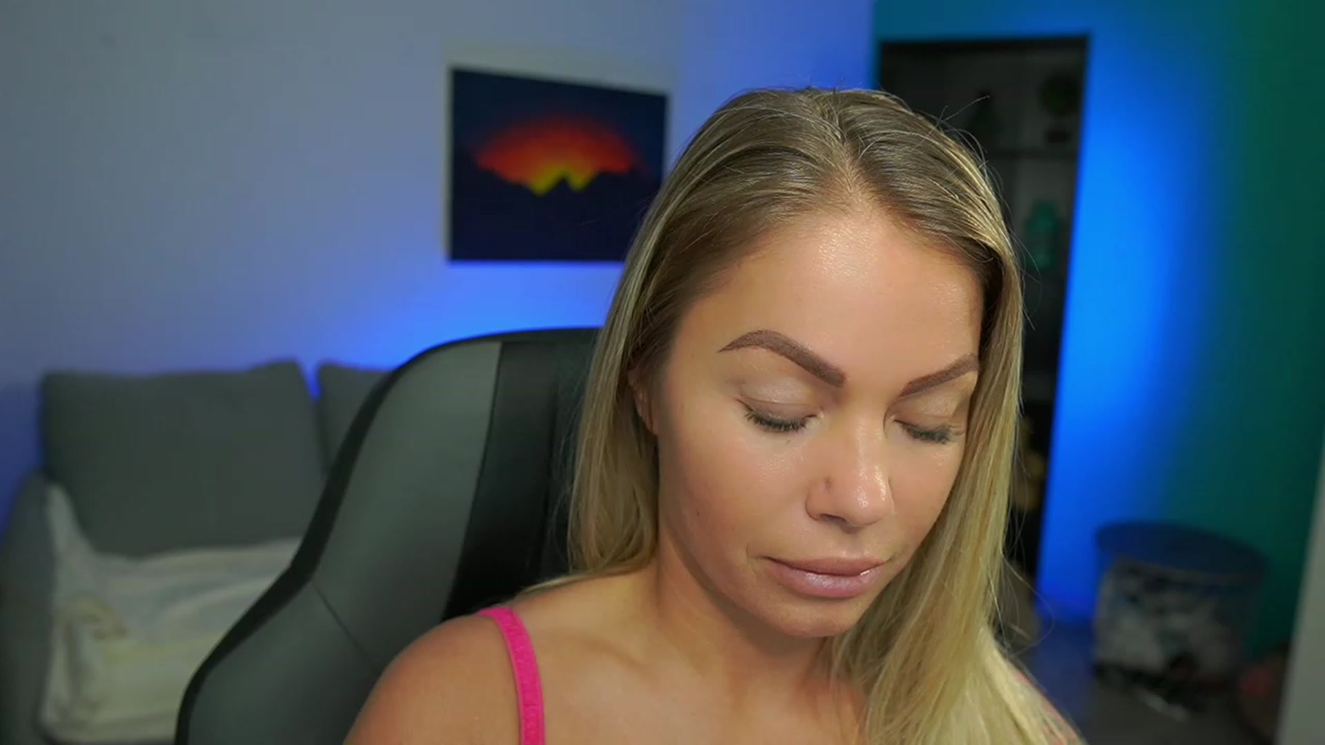 Gallery image thumbnail from MissySlapalot's myfreecams stream on, 02/09/2023, 18:00 image 16 of 20