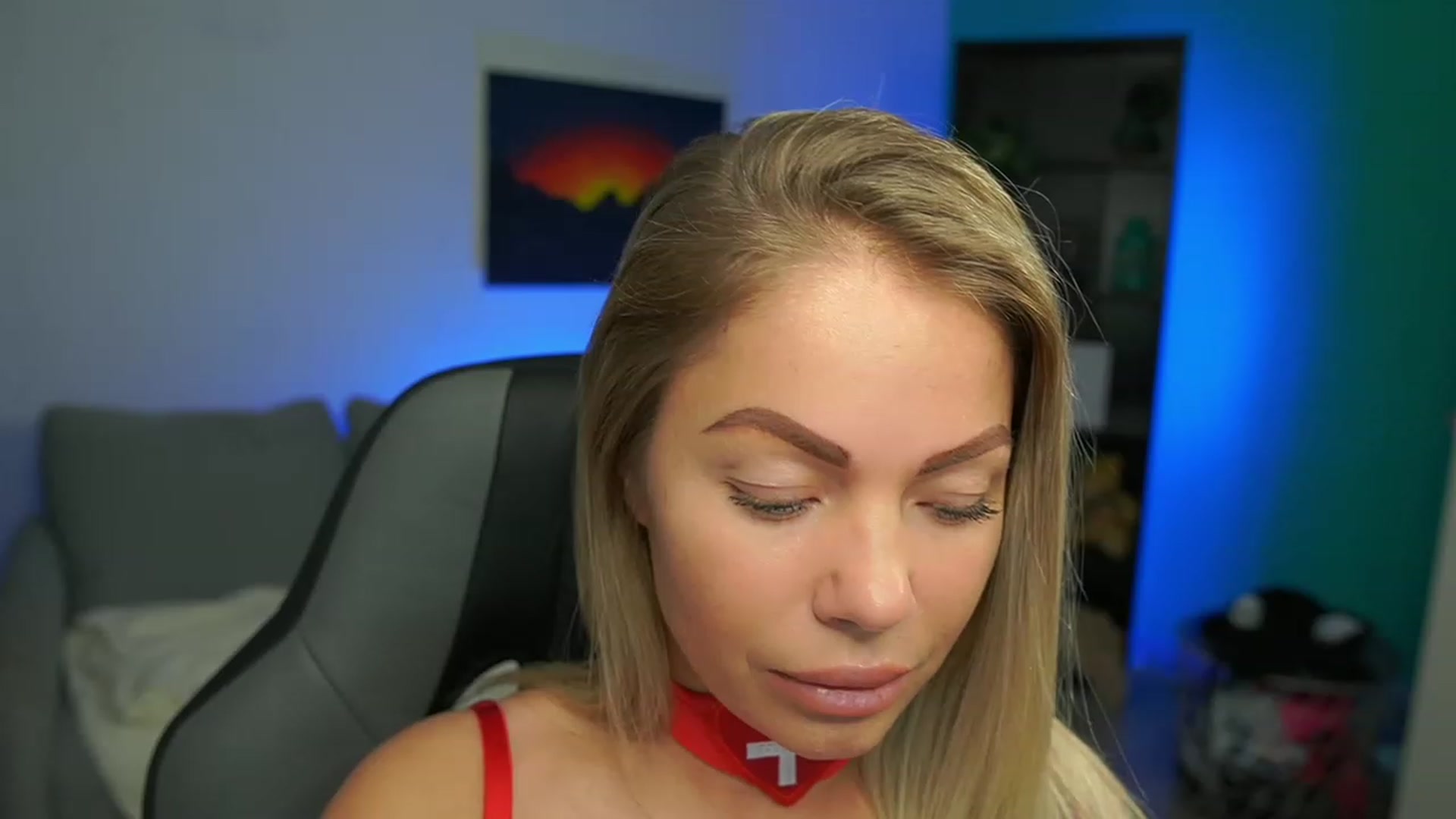 Gallery image thumbnail from MissySlapalot's myfreecams stream on, 02/13/2023, 14:20 image 18 of 20