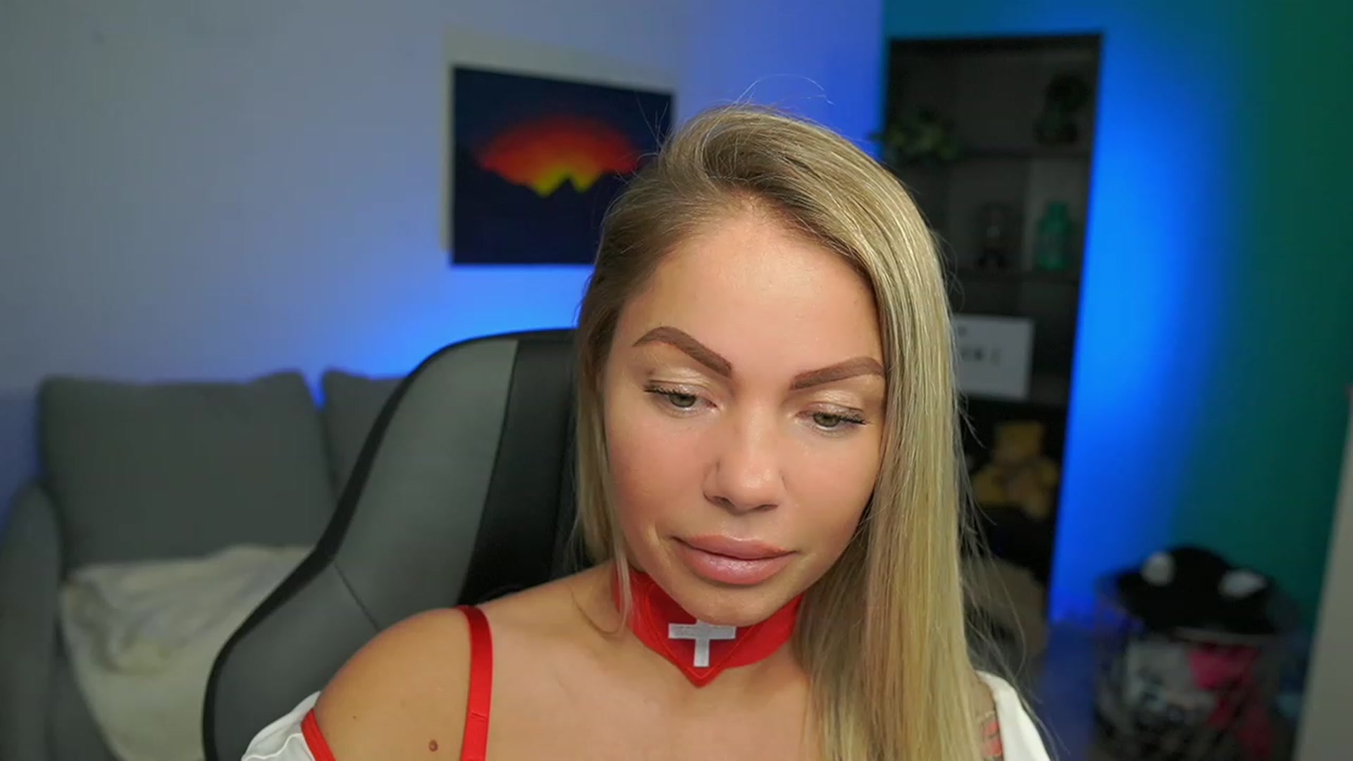 Gallery image thumbnail from MissySlapalot's myfreecams stream on, 02/13/2023, 14:20 image 8 of 20