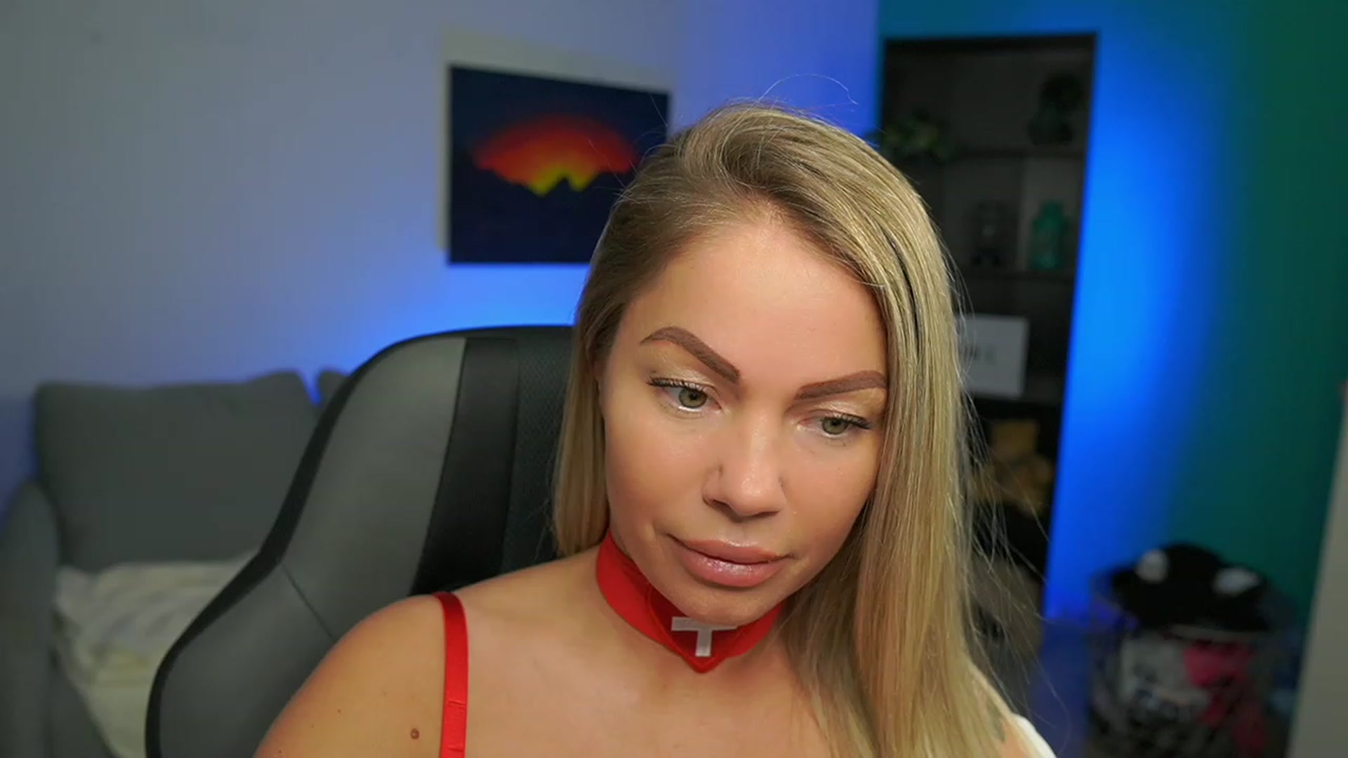 Gallery image thumbnail from MissySlapalot's myfreecams stream on, 02/13/2023, 14:20 image 4 of 20