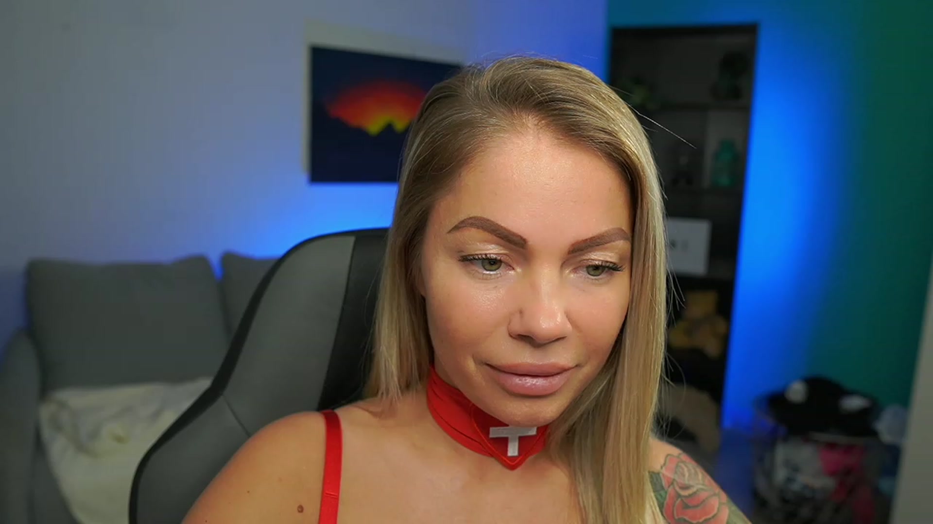 Gallery image thumbnail from MissySlapalot's myfreecams stream on, 02/13/2023, 16:10 image 6 of 20
