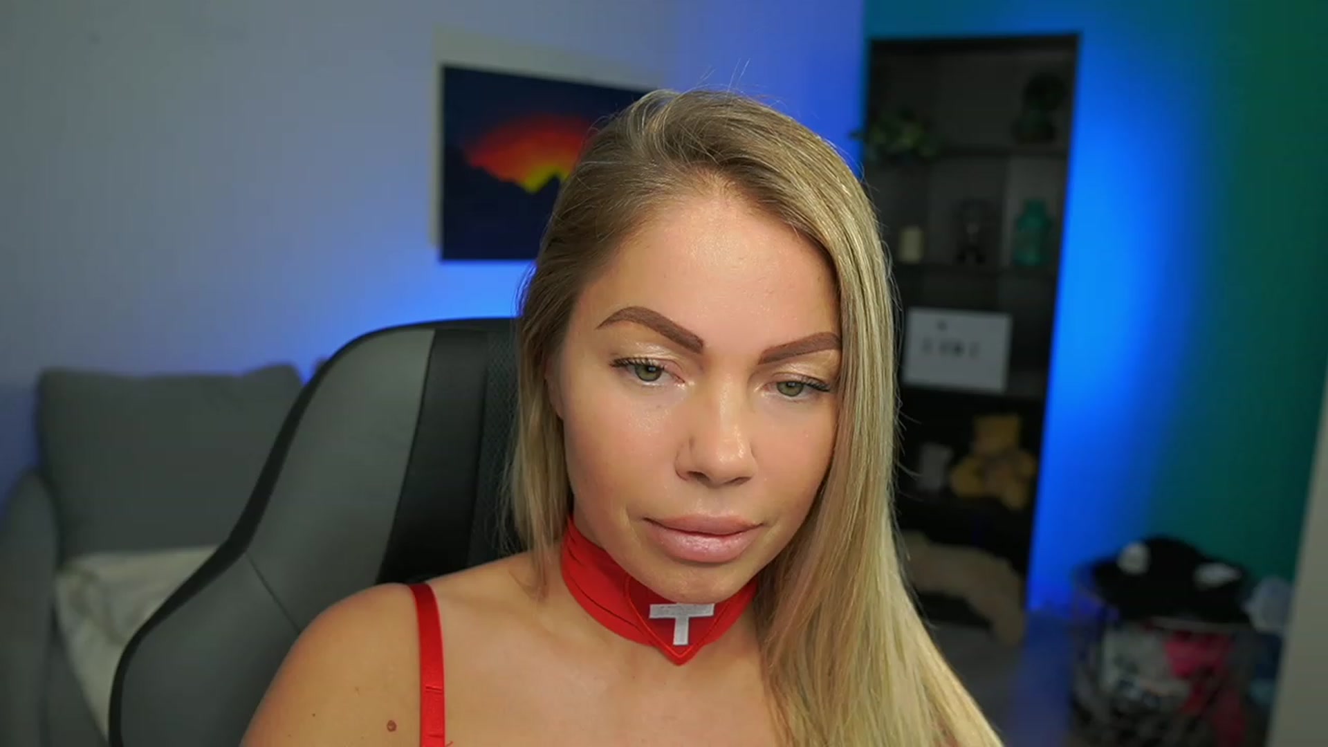 Gallery image thumbnail from MissySlapalot's myfreecams stream on, 02/13/2023, 16:10 image 3 of 20