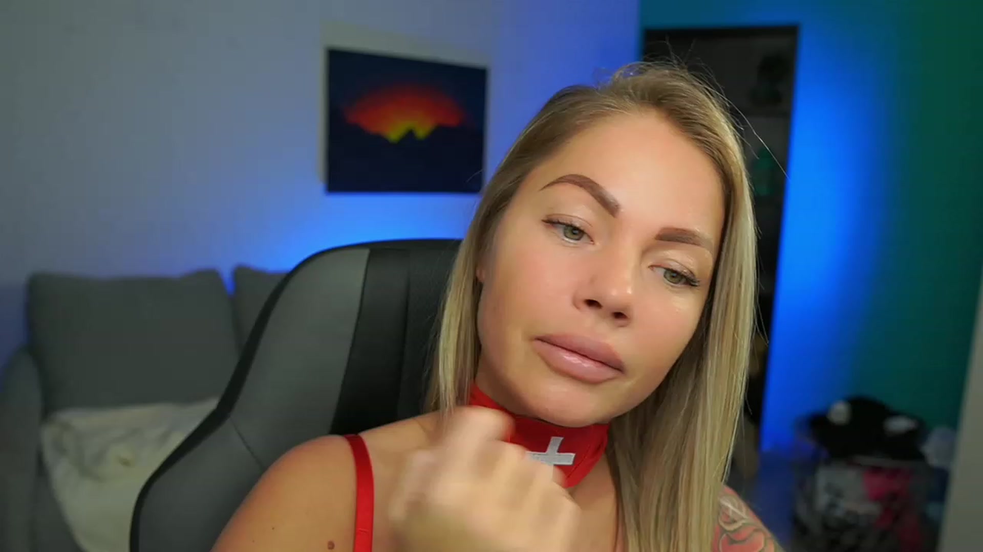 Gallery image thumbnail from MissySlapalot's myfreecams stream on, 02/13/2023, 16:10 image 7 of 20