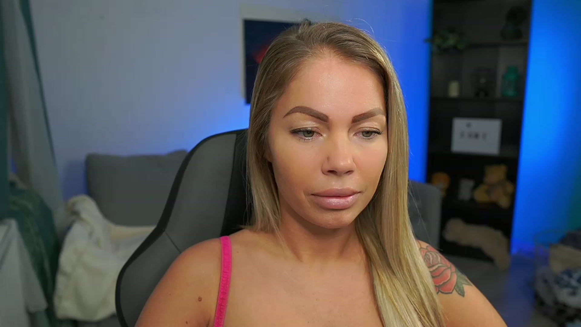 Gallery image thumbnail from MissySlapalot's myfreecams stream on, 02/15/2023, 10:48 image 6 of 20