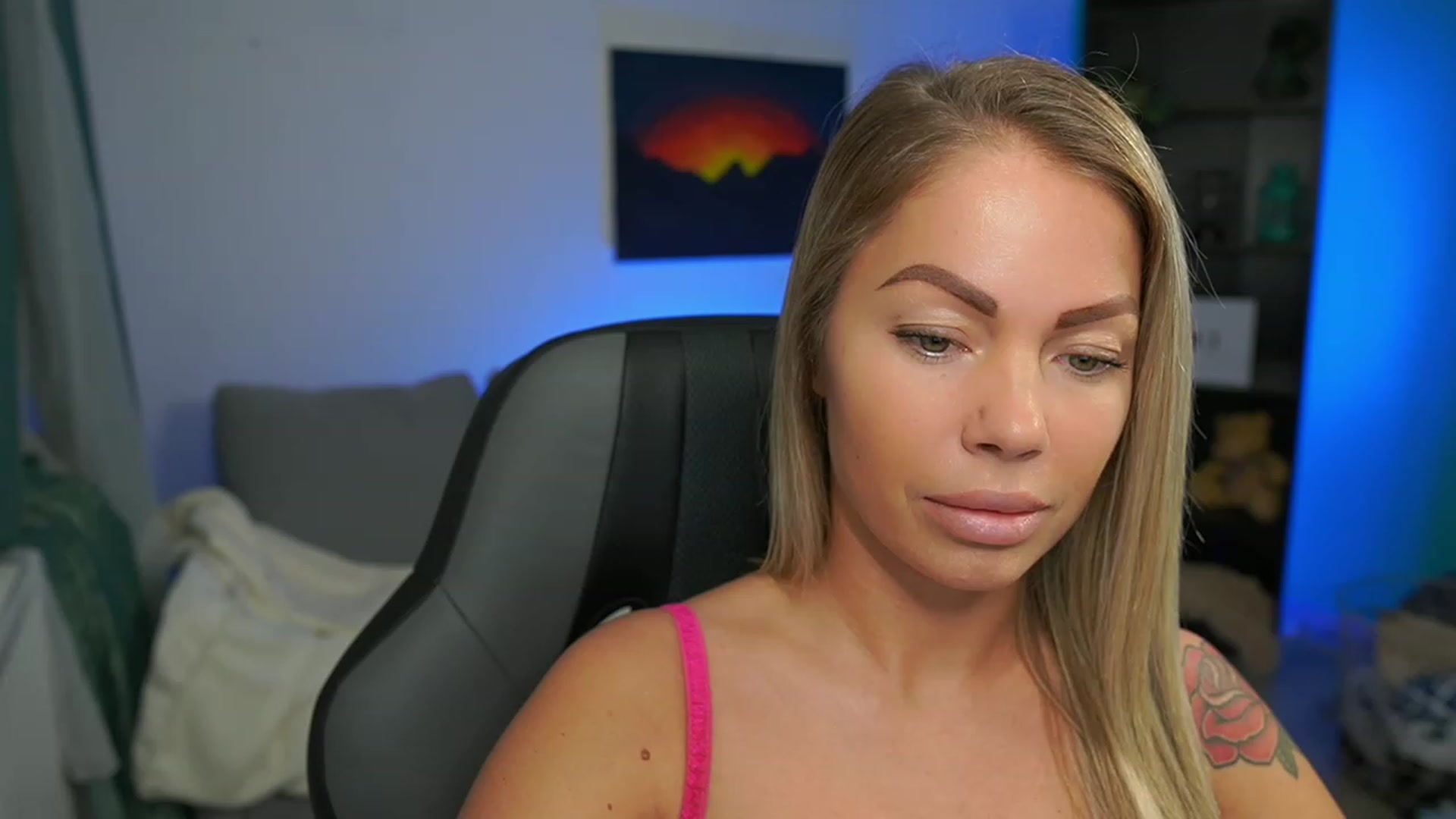 Gallery image thumbnail from MissySlapalot's myfreecams stream on, 02/15/2023, 10:48 image 14 of 20