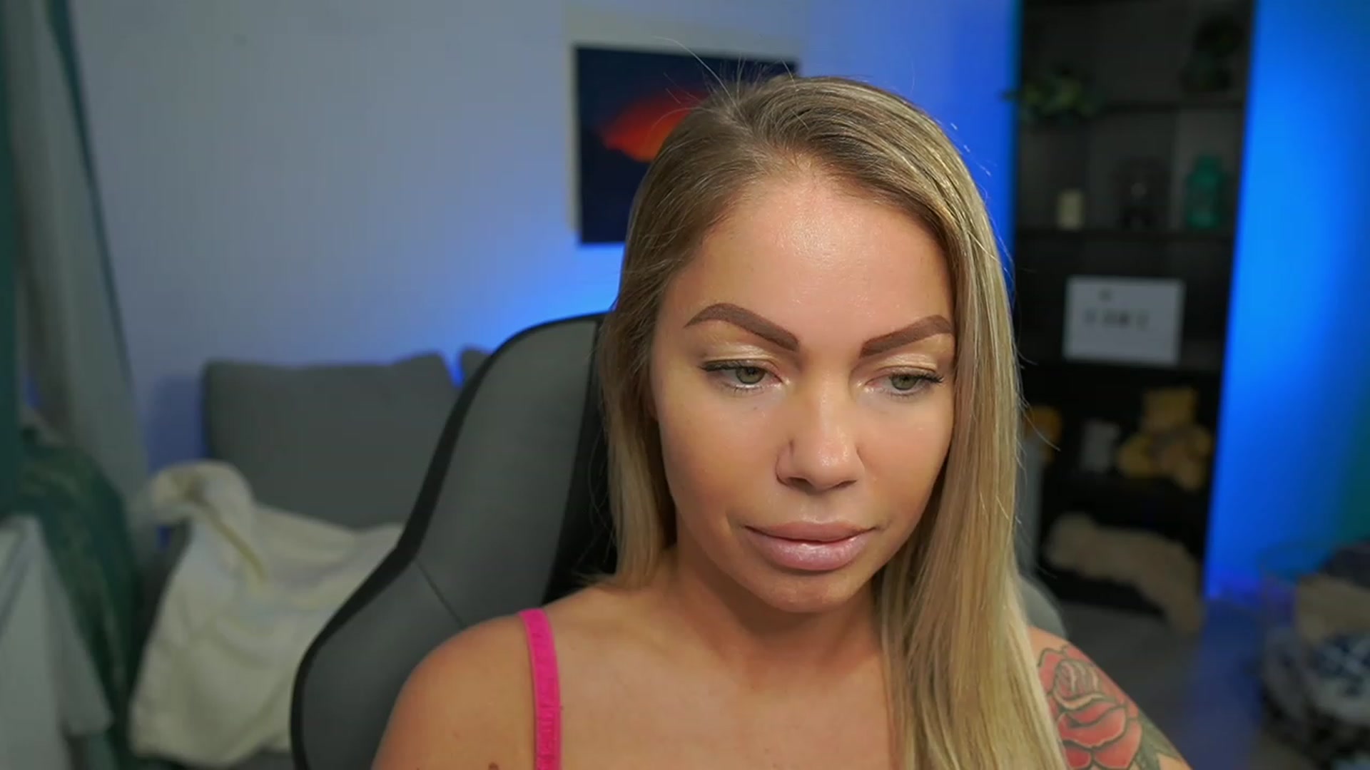 Gallery image thumbnail from MissySlapalot's myfreecams stream on, 02/15/2023, 11:09 image 4 of 20