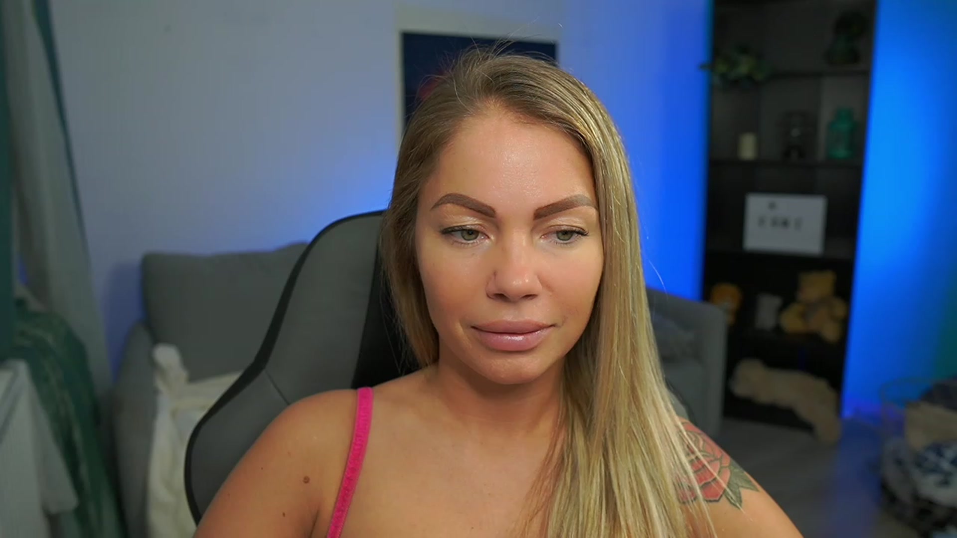 Gallery image thumbnail from MissySlapalot's myfreecams stream on, 02/15/2023, 13:56 image 14 of 20