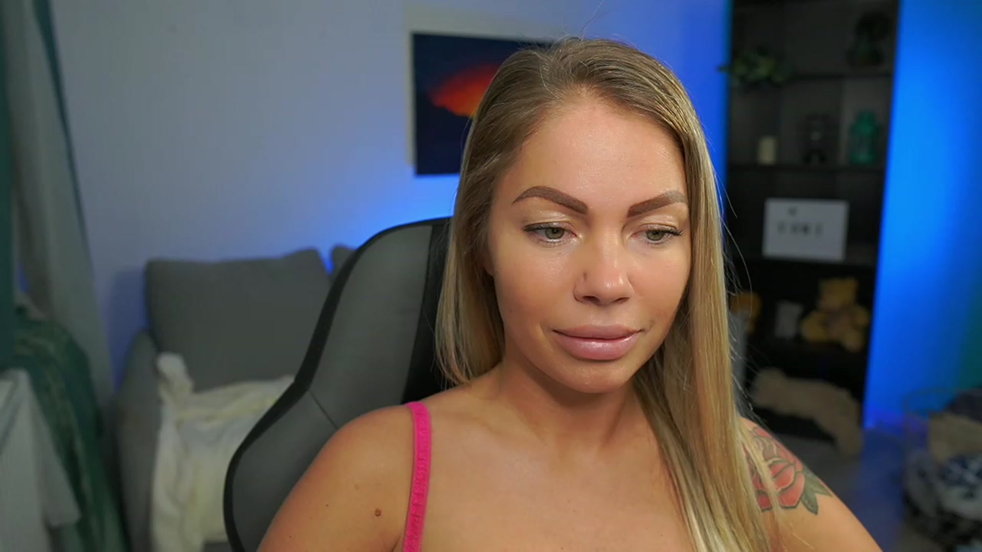 Gallery image thumbnail from MissySlapalot's myfreecams stream on, 02/15/2023, 13:56 image 19 of 20