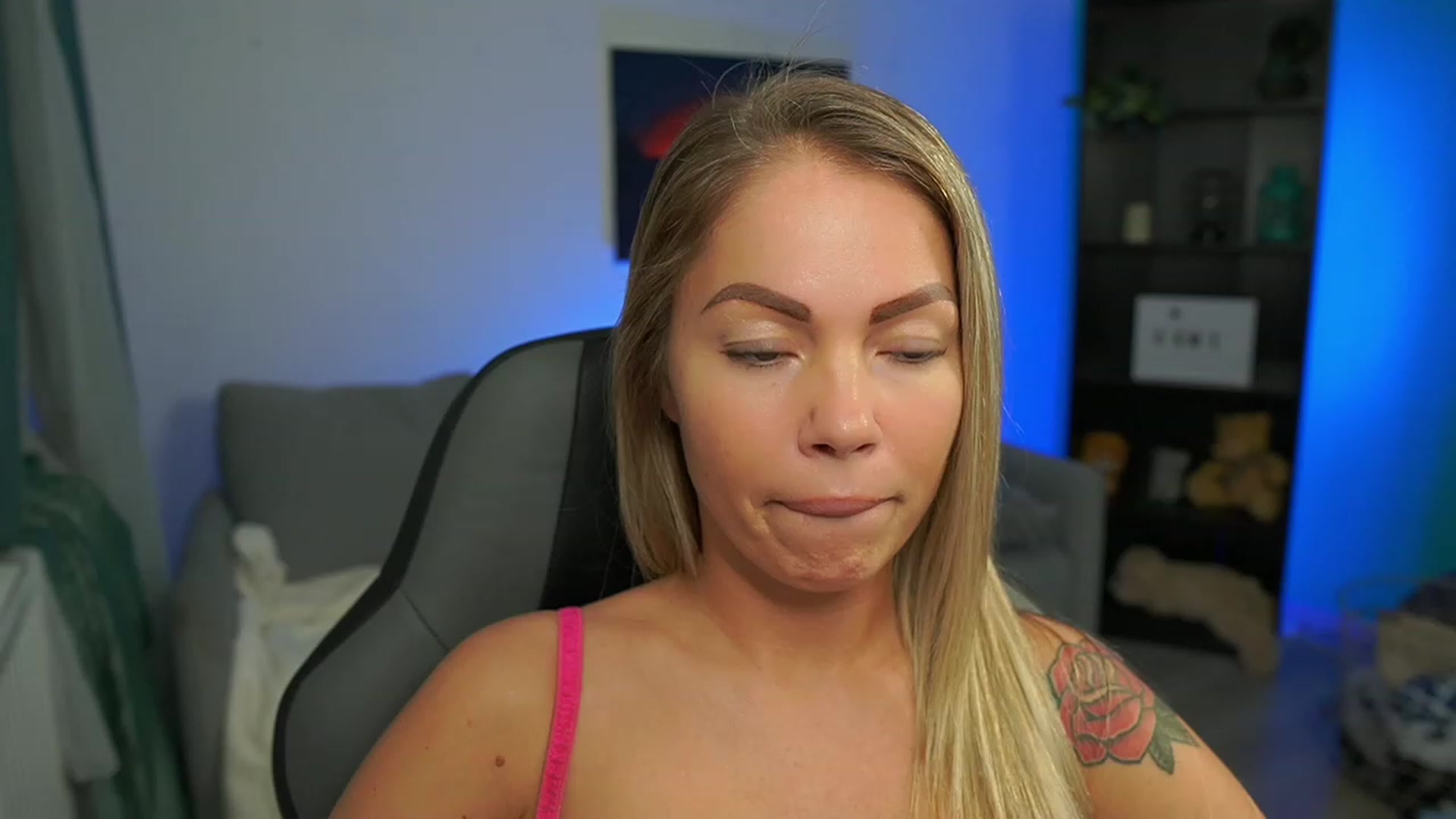 Gallery image thumbnail from MissySlapalot's myfreecams stream on, 02/15/2023, 14:36 image 5 of 20