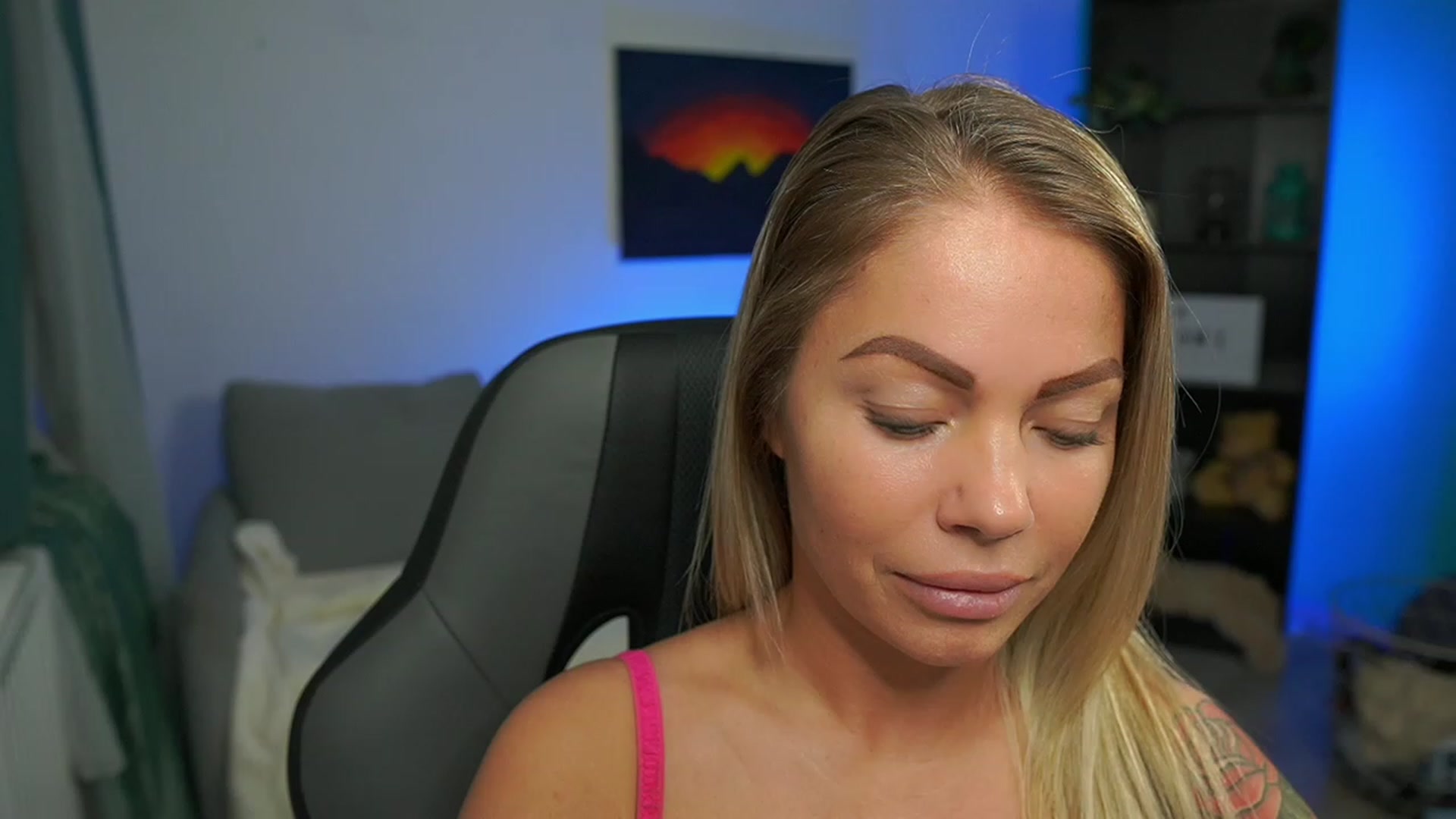 Gallery image thumbnail from MissySlapalot's myfreecams stream on, 02/15/2023, 17:55 image 14 of 20