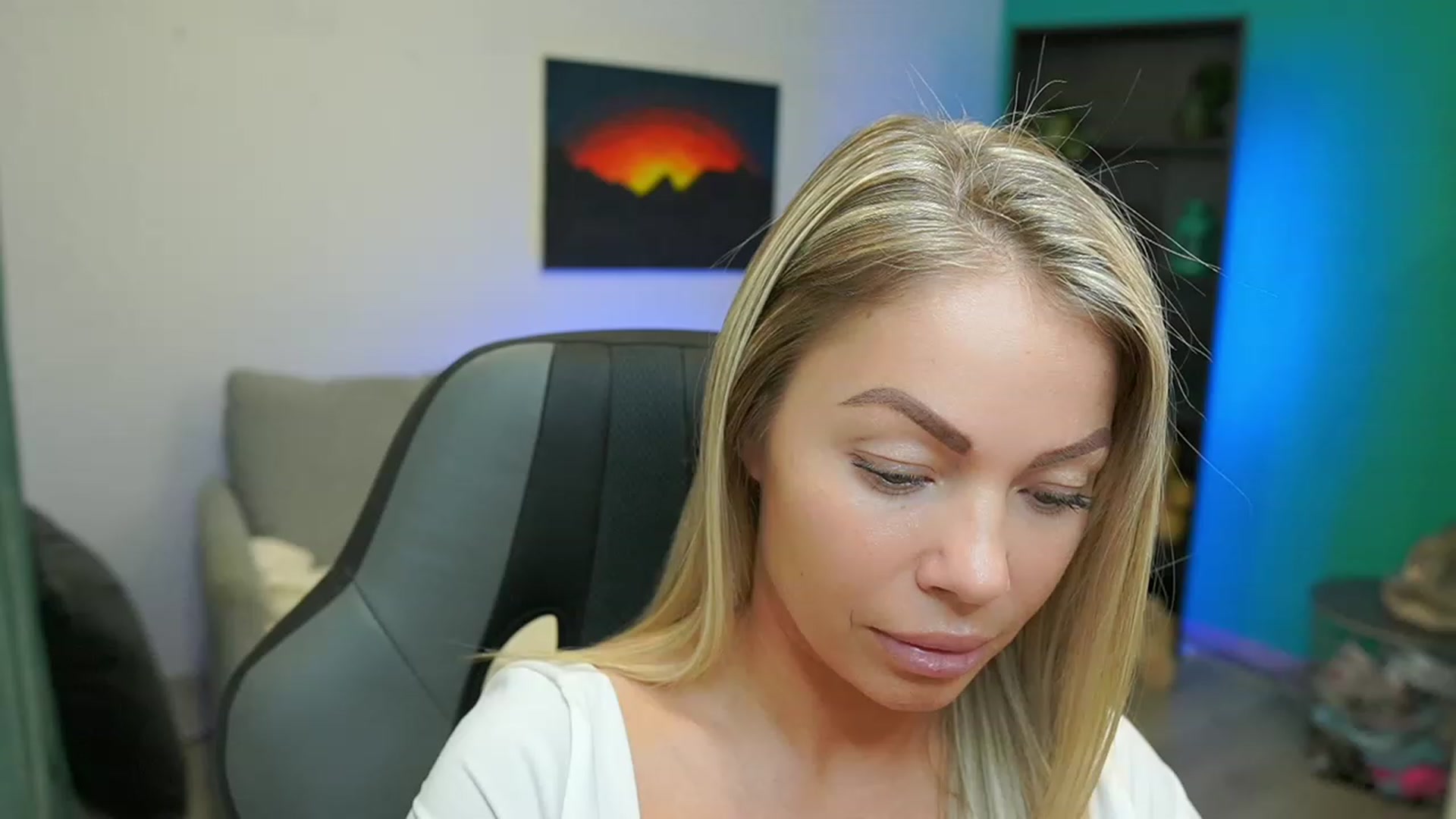 Gallery image thumbnail from MissySlapalot's myfreecams stream on, 02/20/2023, 14:28 image 7 of 20