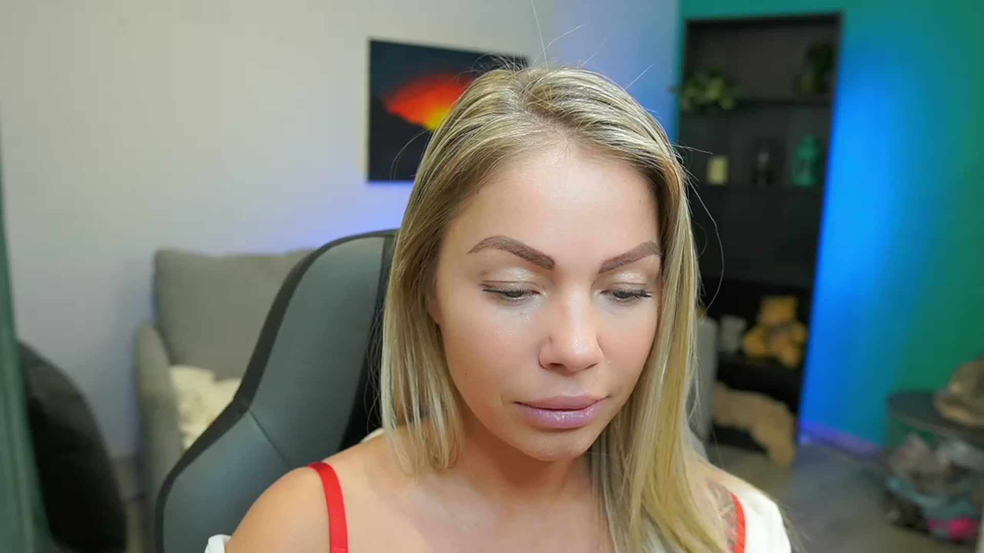 Gallery image thumbnail from MissySlapalot's myfreecams stream on, 02/20/2023, 17:36 image 6 of 20