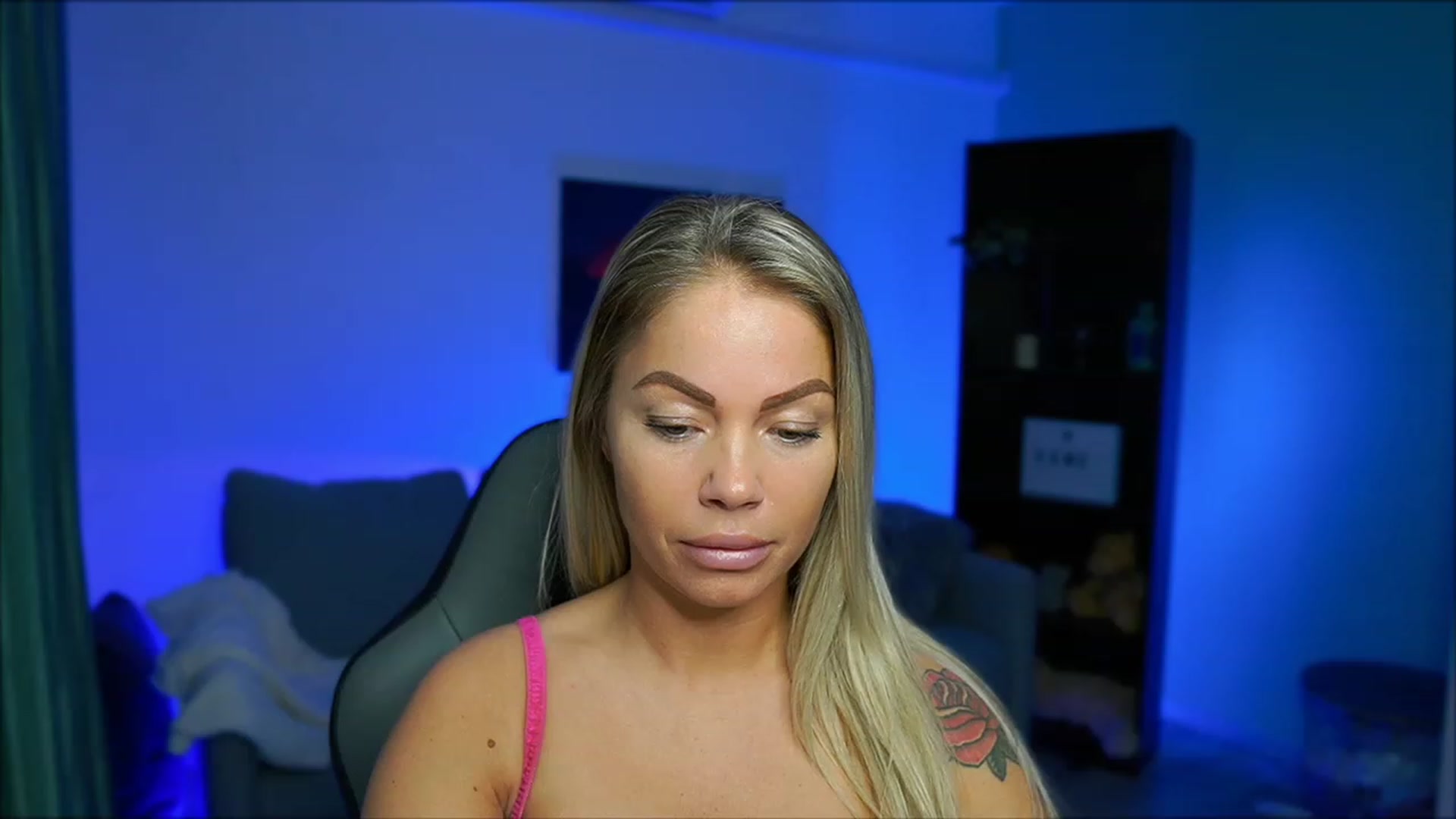 Gallery image thumbnail from MissySlapalot's myfreecams stream on, 02/27/2023, 09:22 image 13 of 20