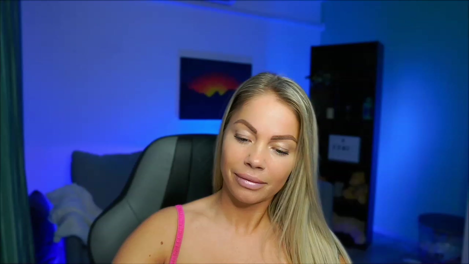 Gallery image thumbnail from MissySlapalot's myfreecams stream on, 02/27/2023, 11:38 image 19 of 20