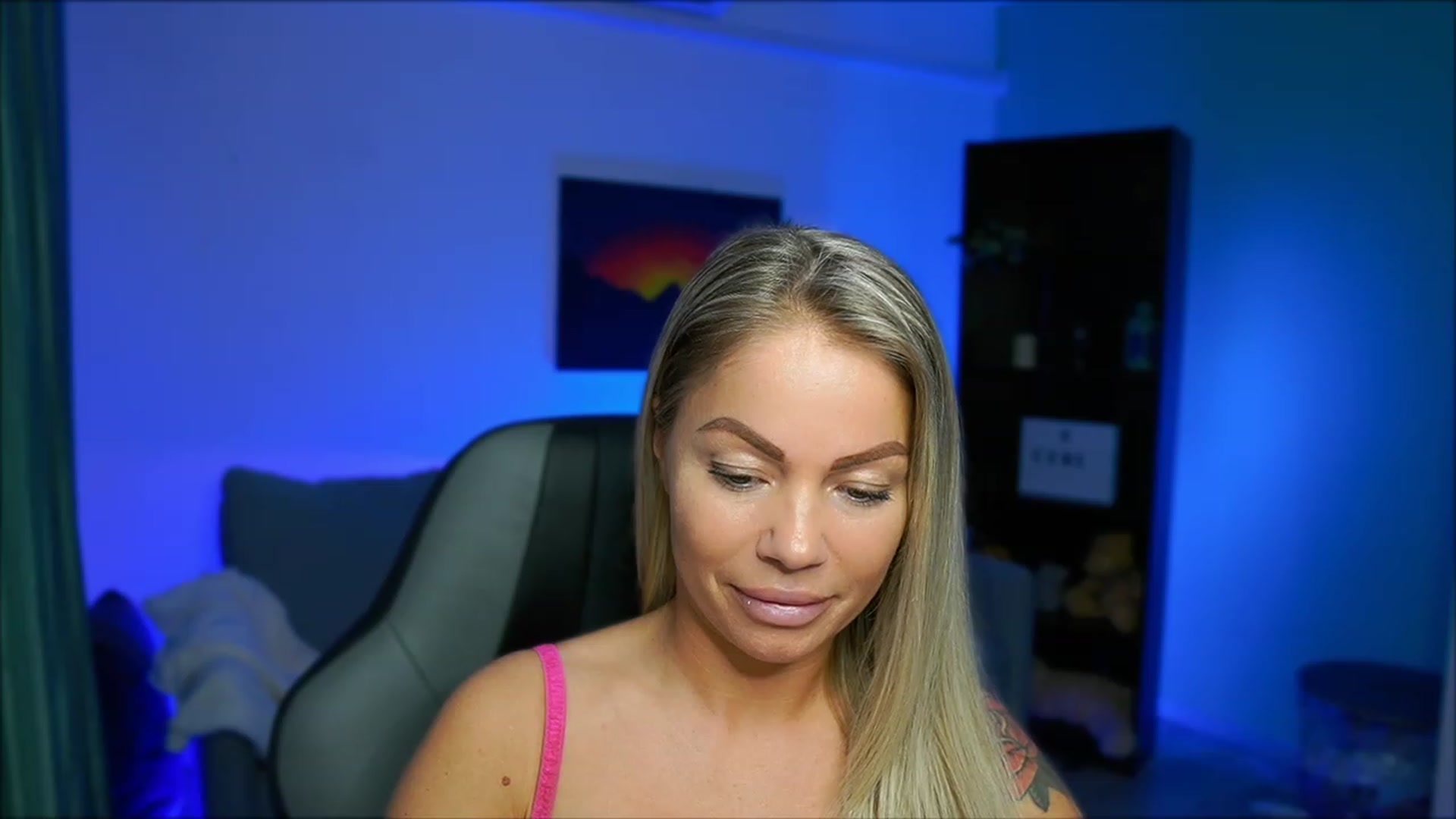 Gallery image thumbnail from MissySlapalot's myfreecams stream on, 02/27/2023, 11:38 image 18 of 20