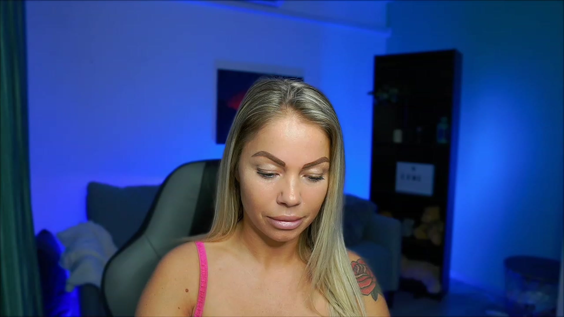 Gallery image thumbnail from MissySlapalot's myfreecams stream on, 02/27/2023, 11:38 image 3 of 20