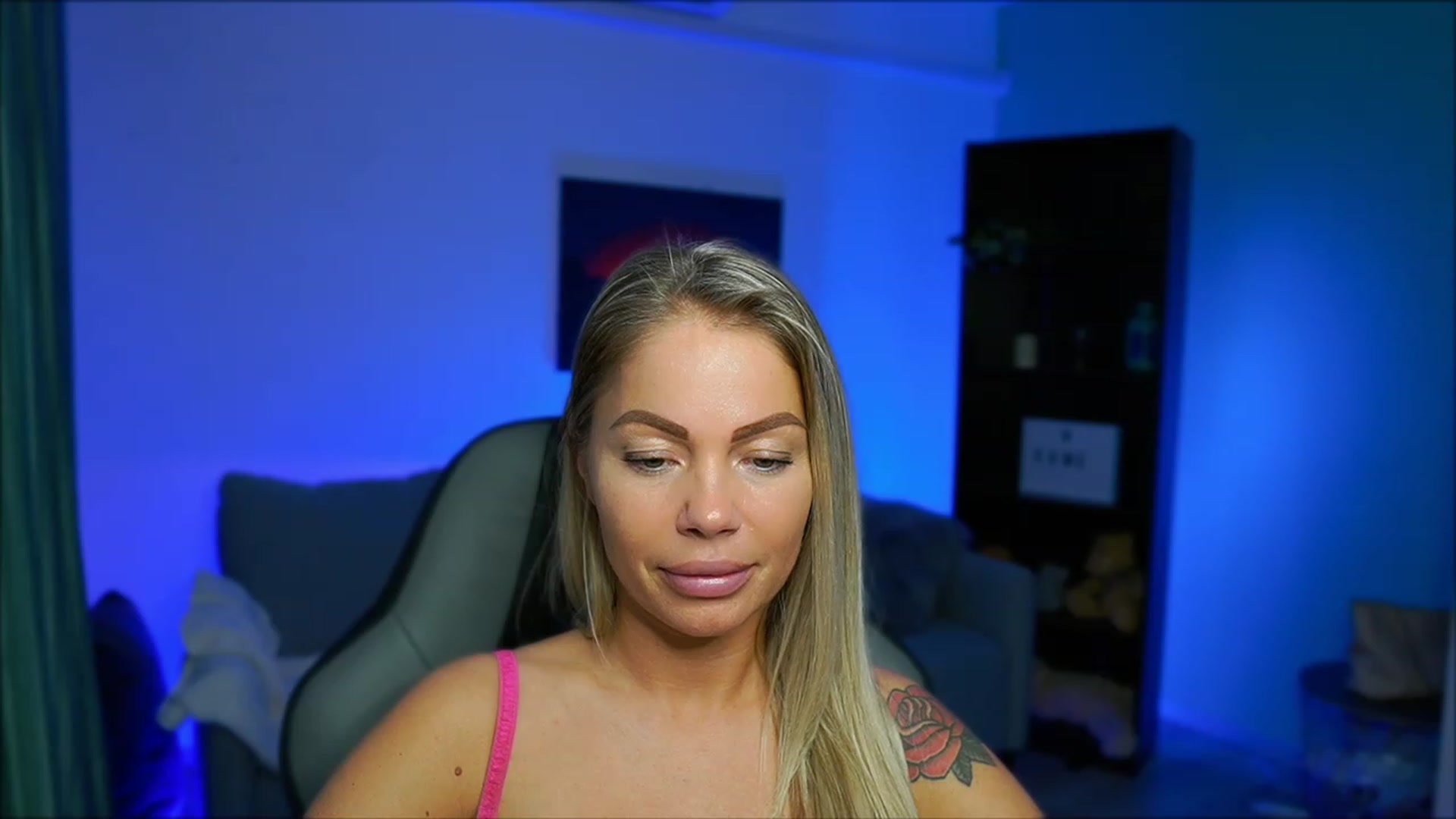 Gallery image thumbnail from MissySlapalot's myfreecams stream on, 02/27/2023, 14:03 image 19 of 20