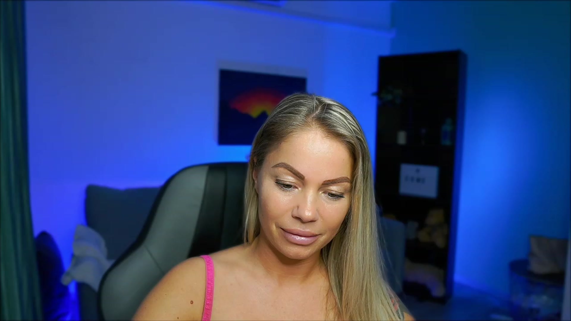 Gallery image thumbnail from MissySlapalot's myfreecams stream on, 02/27/2023, 16:54 image 5 of 20