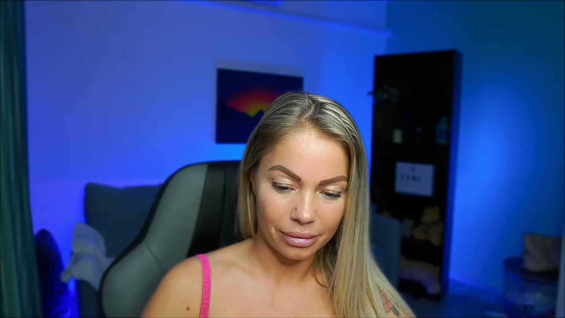 Gallery image thumbnail from MissySlapalot's myfreecams stream on, 02/27/2023, 16:54 image 4 of 20