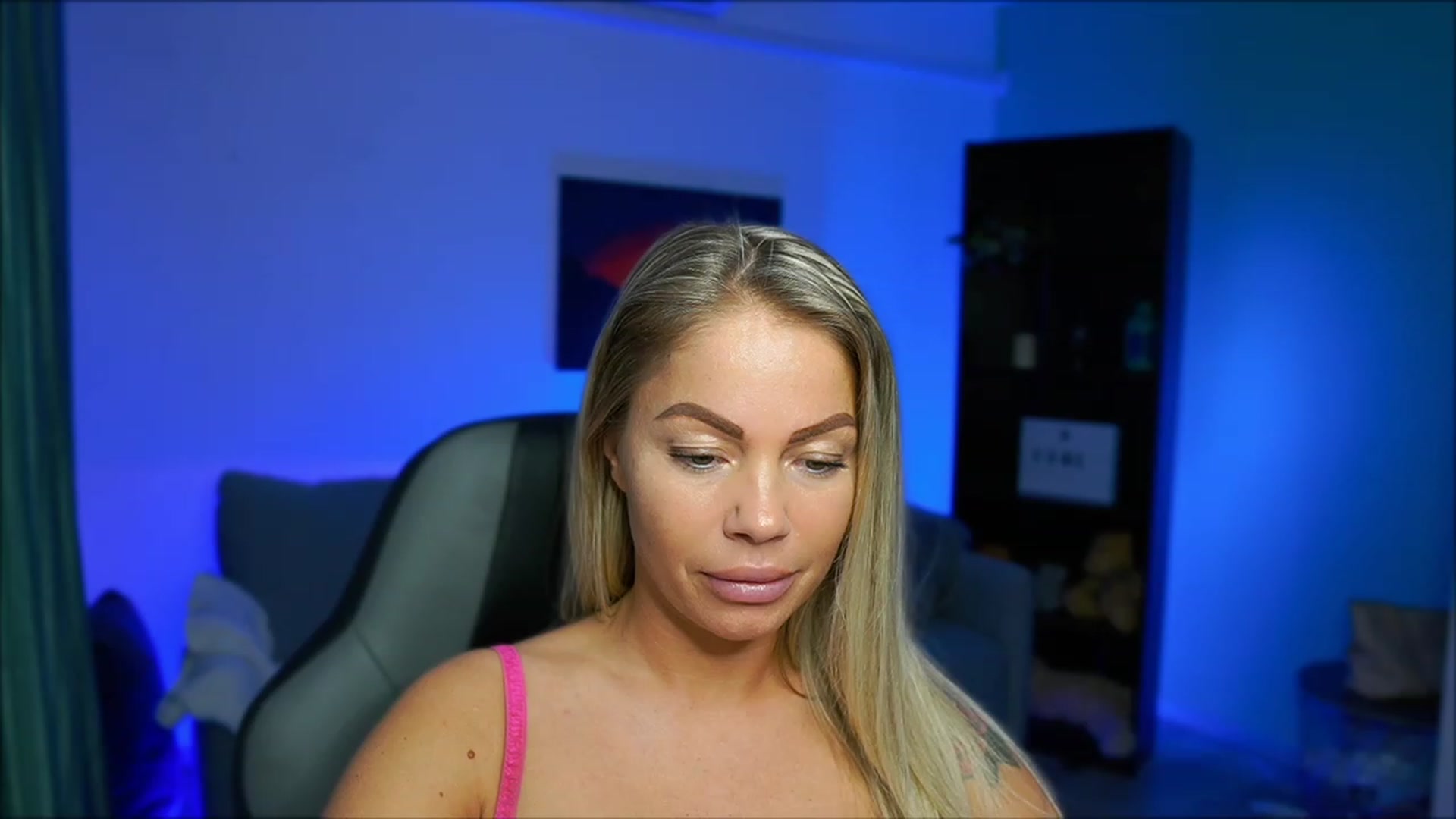 Gallery image thumbnail from MissySlapalot's myfreecams stream on, 02/27/2023, 16:54 image 3 of 20
