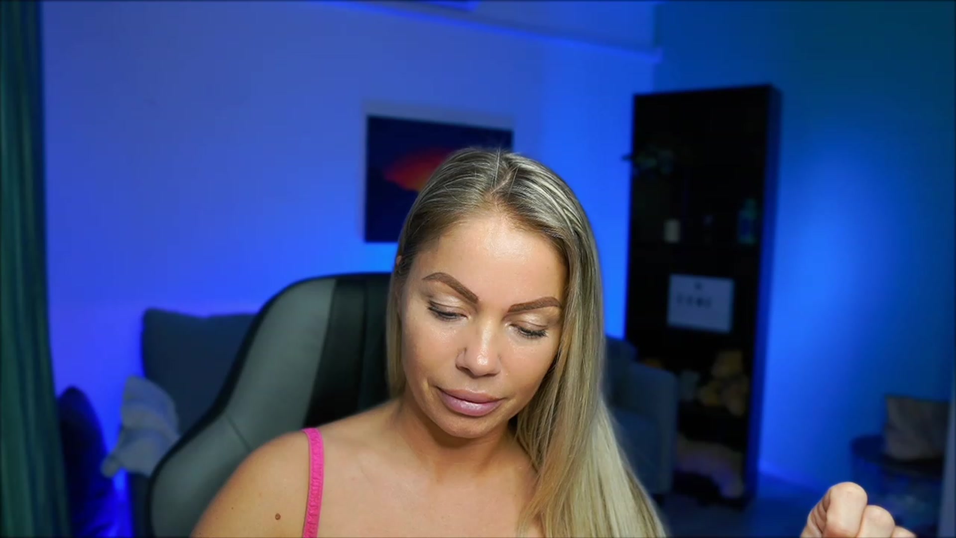 Gallery image thumbnail from MissySlapalot's myfreecams stream on, 02/27/2023, 16:54 image 9 of 20