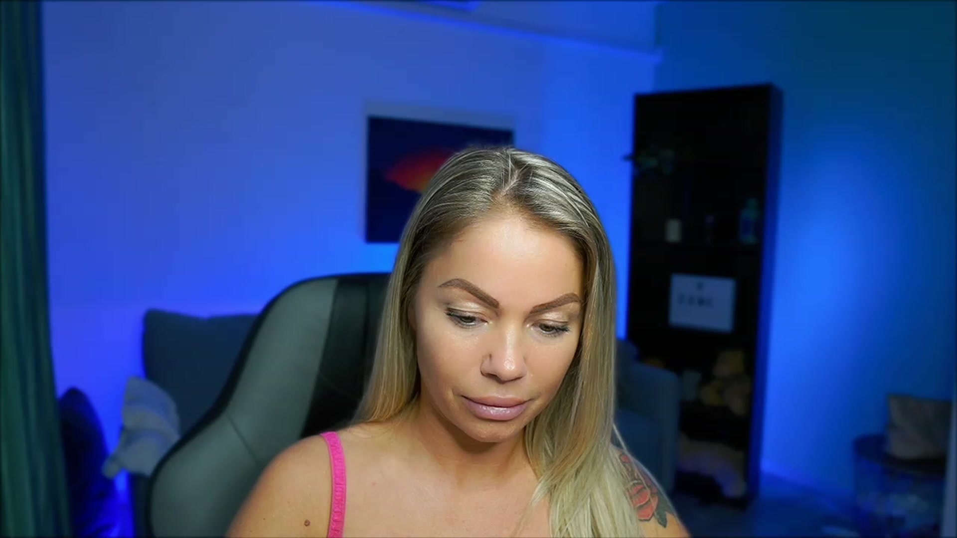 Gallery image thumbnail from MissySlapalot's myfreecams stream on, 02/27/2023, 16:54 image 1 of 20