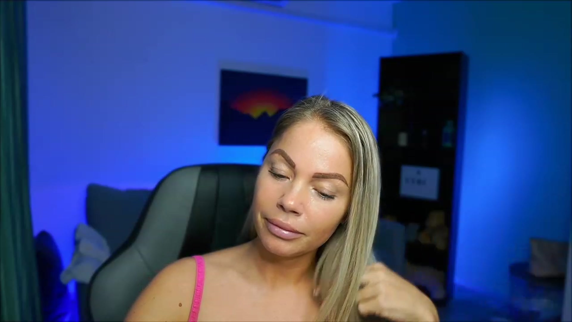 Gallery image thumbnail from MissySlapalot's myfreecams stream on, 02/27/2023, 17:13 image 15 of 20