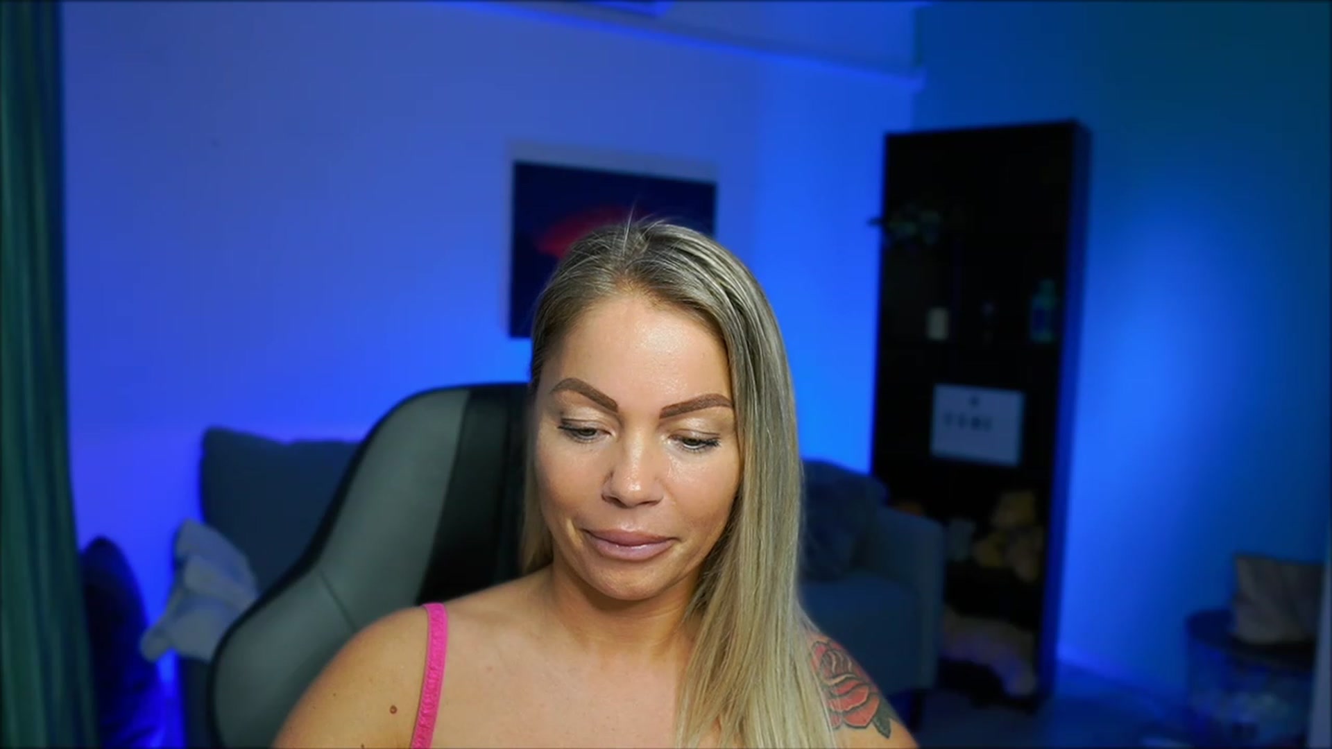 Gallery image thumbnail from MissySlapalot's myfreecams stream on, 02/27/2023, 17:13 image 19 of 20