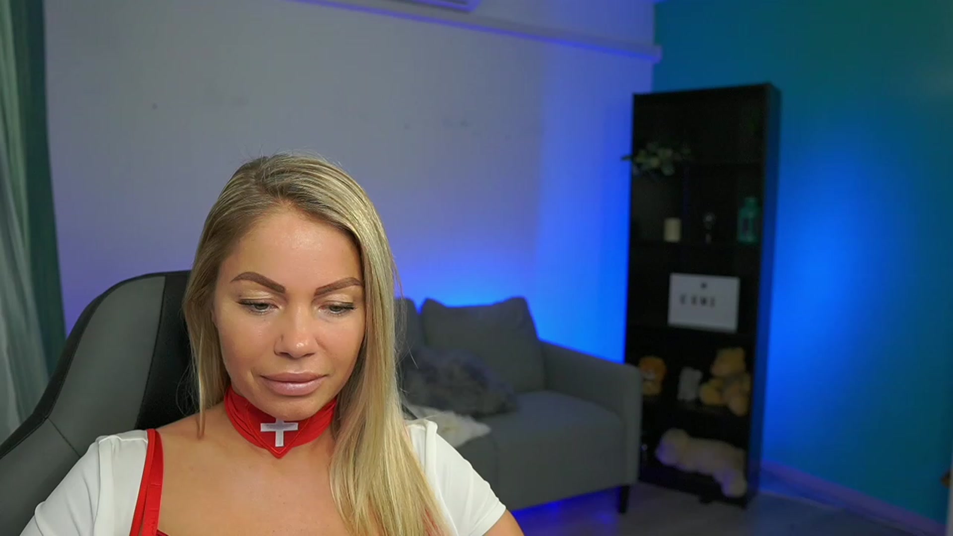 Gallery image thumbnail from MissySlapalot's myfreecams stream on, 02/28/2023, 14:25 image 10 of 20