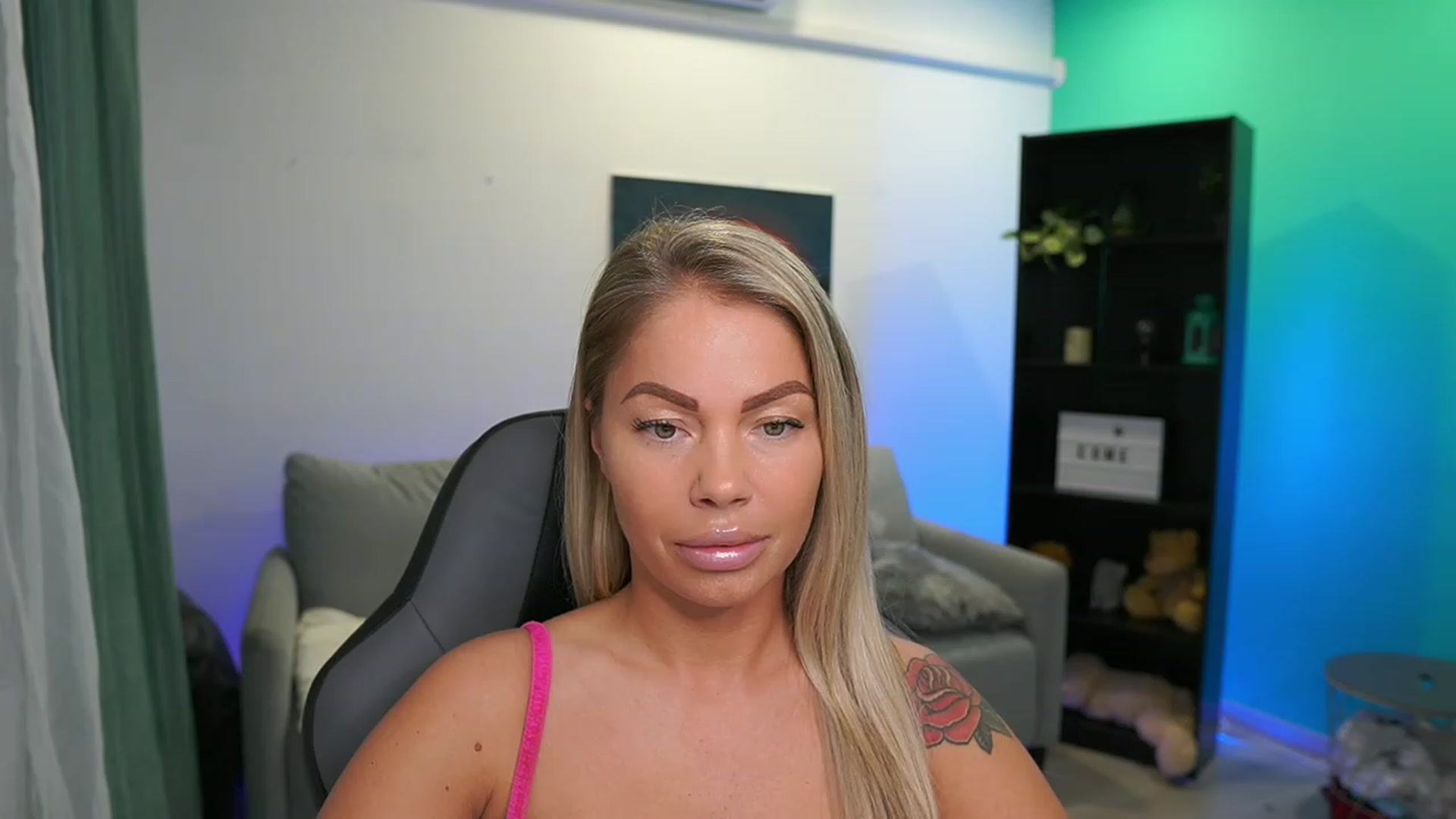 Gallery image thumbnail from MissySlapalot's myfreecams stream on, 03/07/2023, 11:36 image 11 of 20