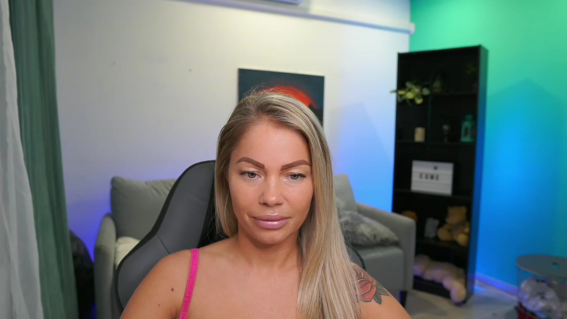 Gallery image thumbnail from MissySlapalot's myfreecams stream on, 03/07/2023, 11:36 image 8 of 20