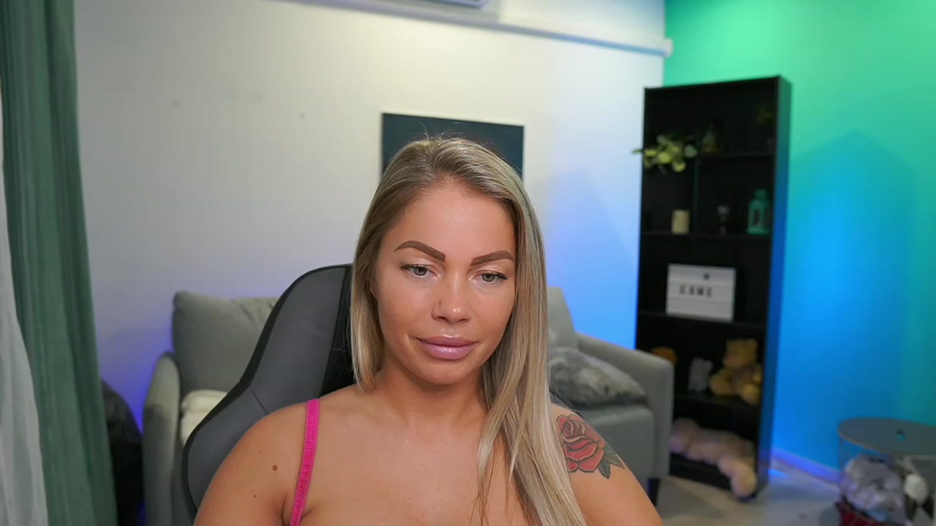 Gallery image thumbnail from MissySlapalot's myfreecams stream on, 03/07/2023, 15:26 image 20 of 20
