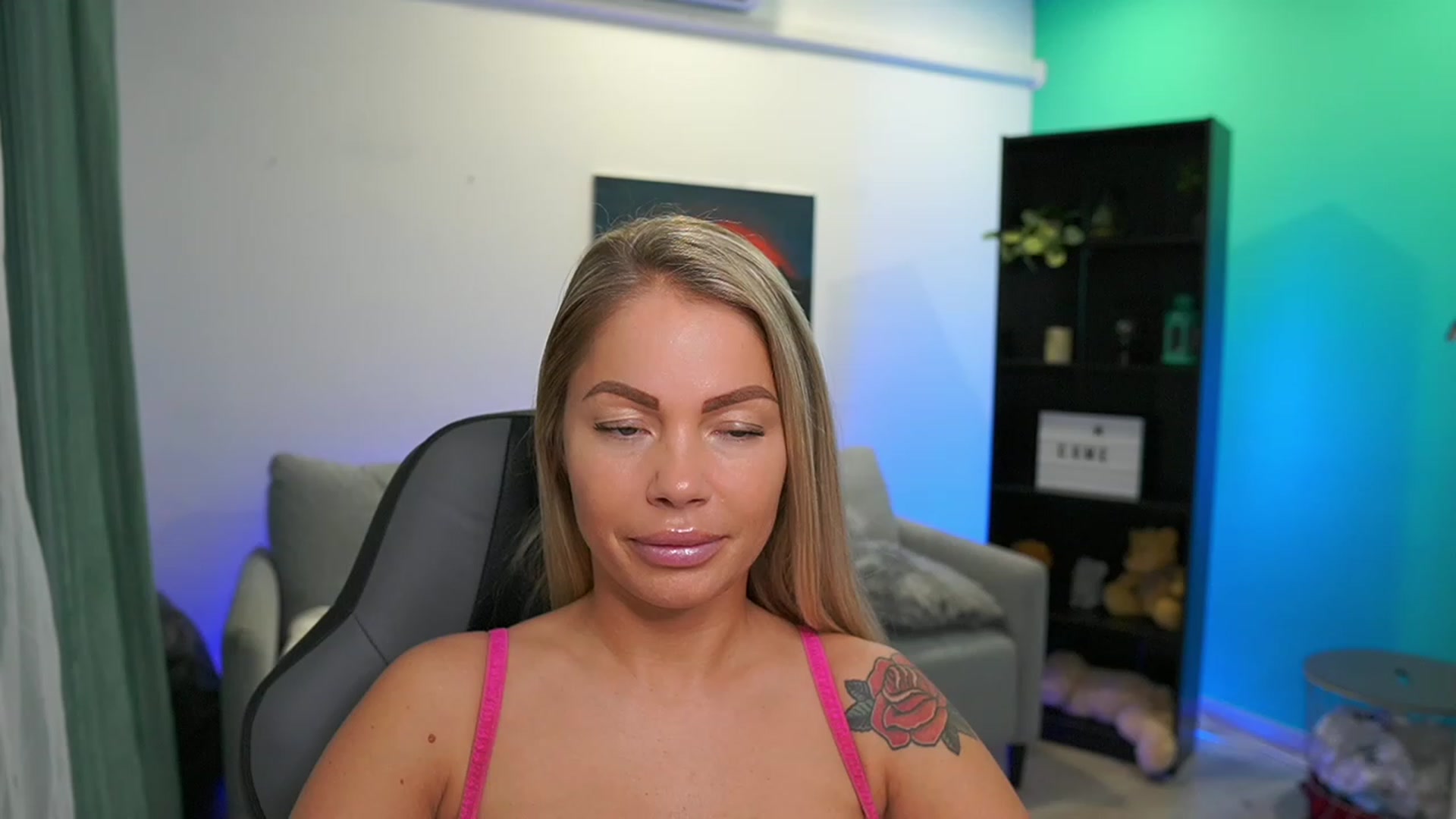 Gallery image thumbnail from MissySlapalot's myfreecams stream on, 03/07/2023, 16:05 image 19 of 20