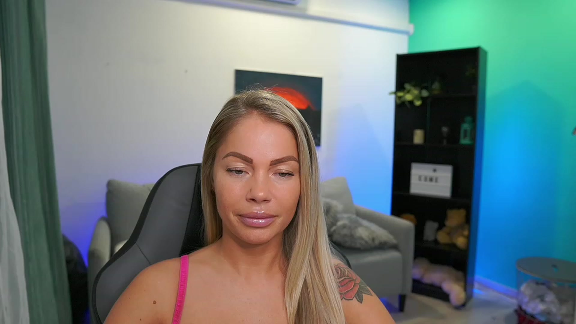 Gallery image thumbnail from MissySlapalot's myfreecams stream on, 03/07/2023, 16:05 image 9 of 20